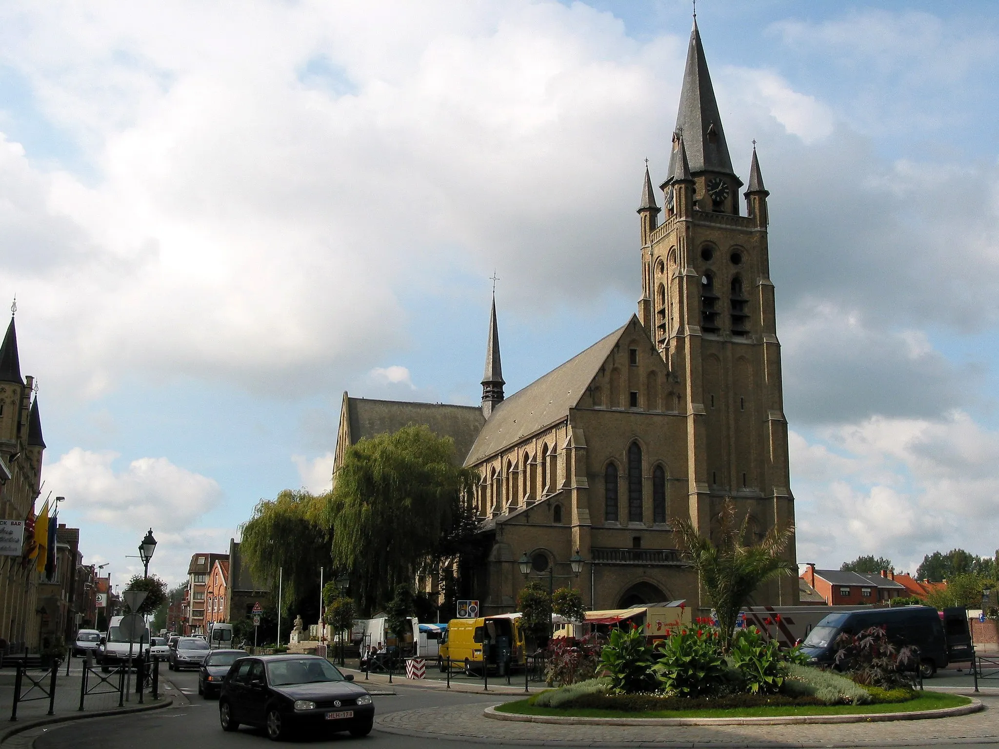 Photo showing: Comines (Belgium) the St. Chrysole church (1912).