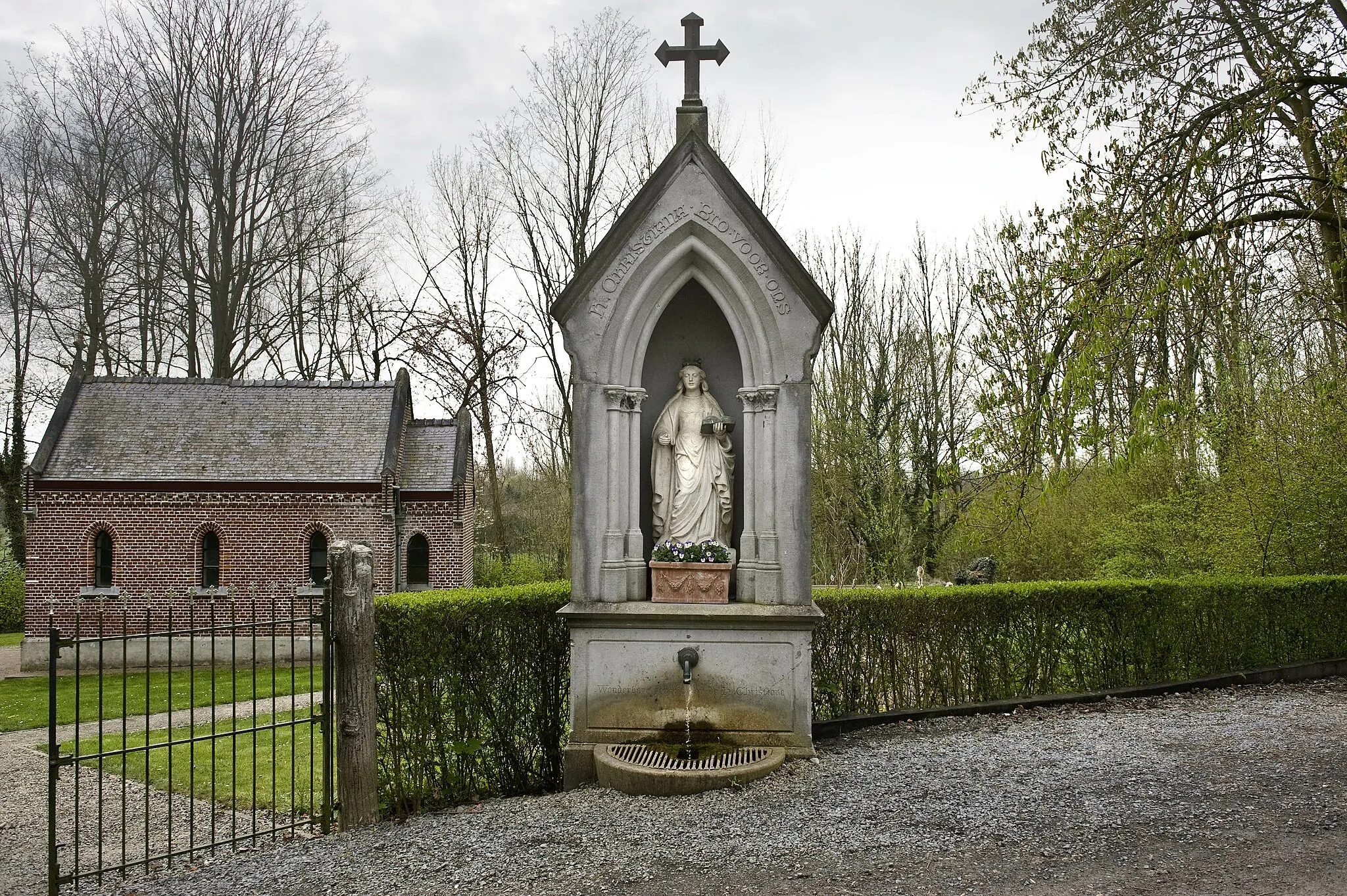 Photo showing: Kapel Heilige Christiana op de wijk De Rotse, daar stond tot 1824 de kerk van Dikkelvenne.
