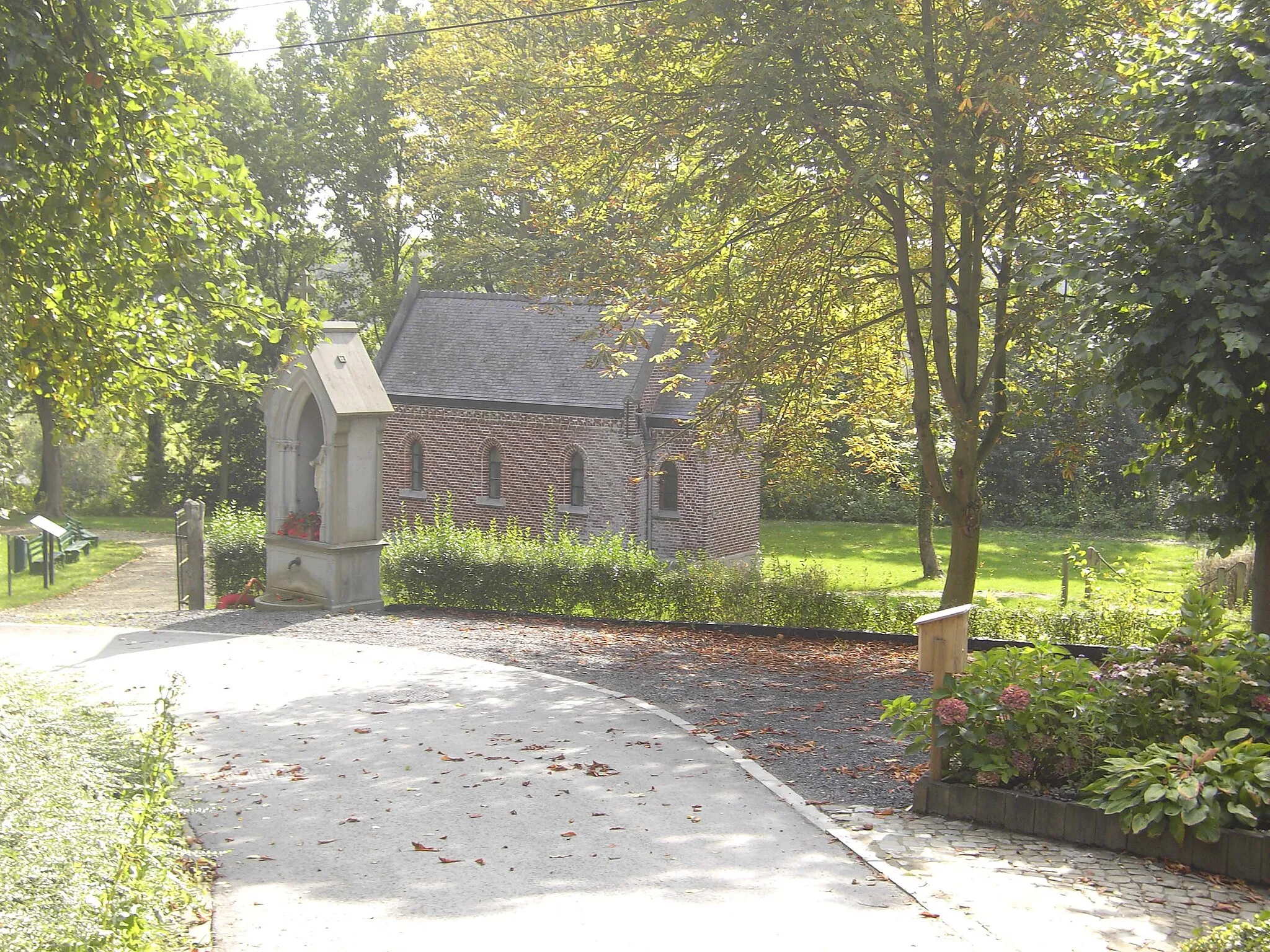 Photo showing: Dikkelvenne - Chapel St Christiana 2 (Gavere), op deze plaats stond tot 1824 de kerk van Dikkelvenne.