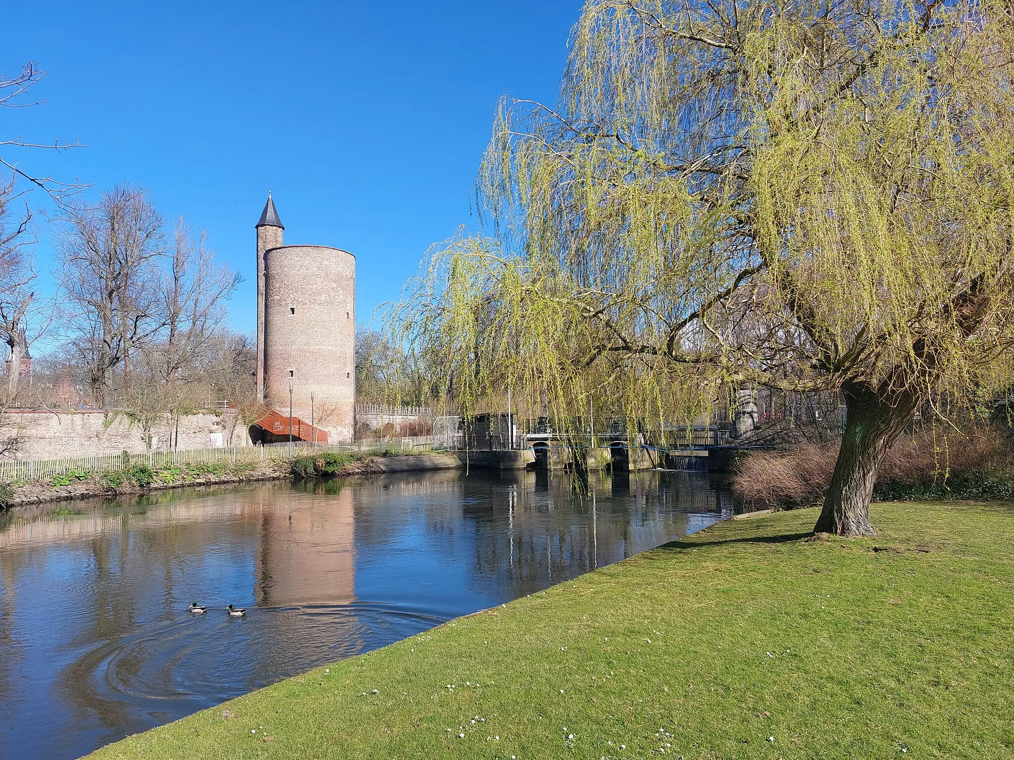Photo showing: Bruges (Belgium): Buiten Begijnenvest