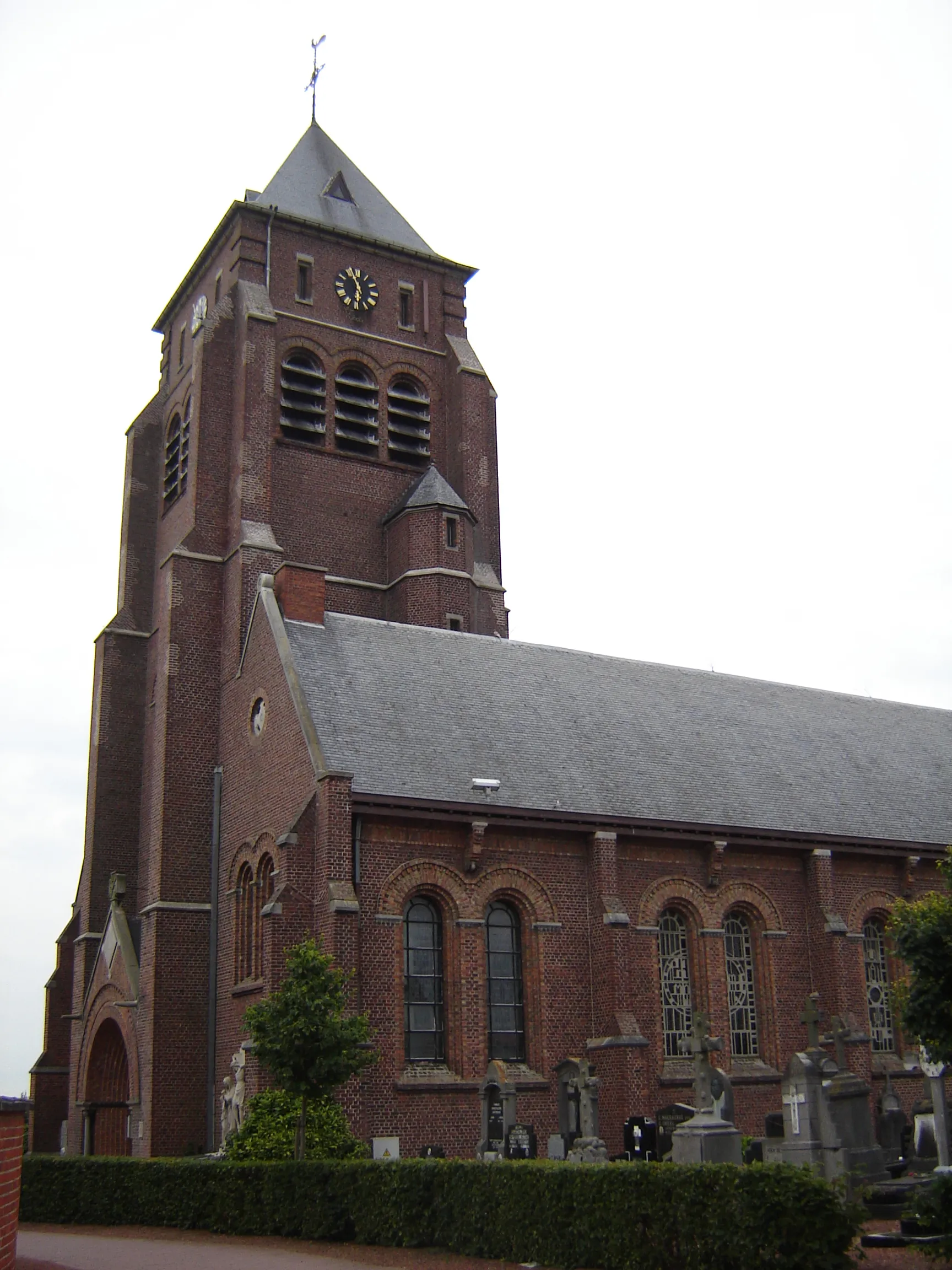 Photo showing: Church of Saint Lawrence in Kemmel, Heuvelland, West Flanders, Belgium.