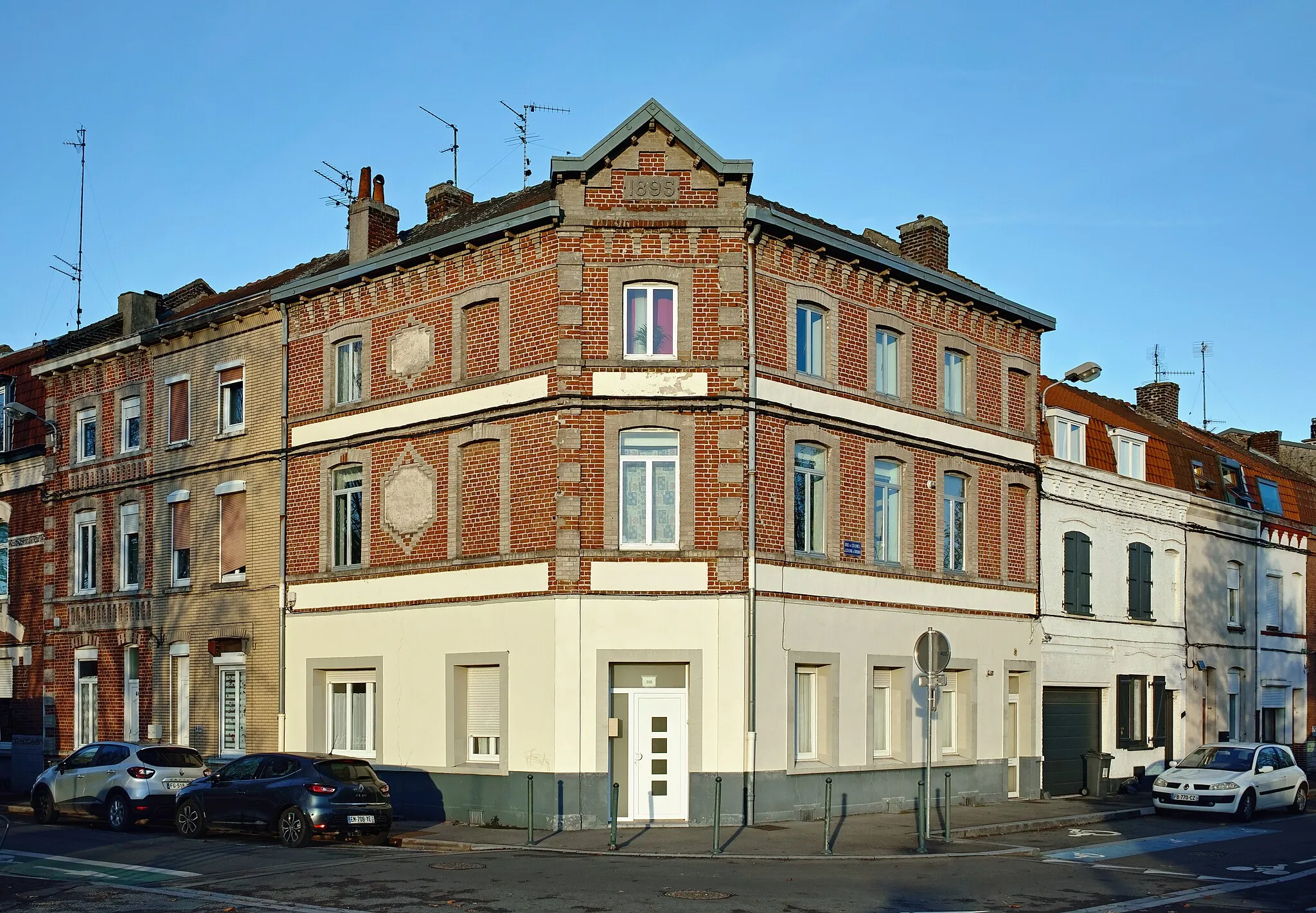 Photo showing: 1895 house, Rue du colonel Colonna d'Ornano 388, Loos.