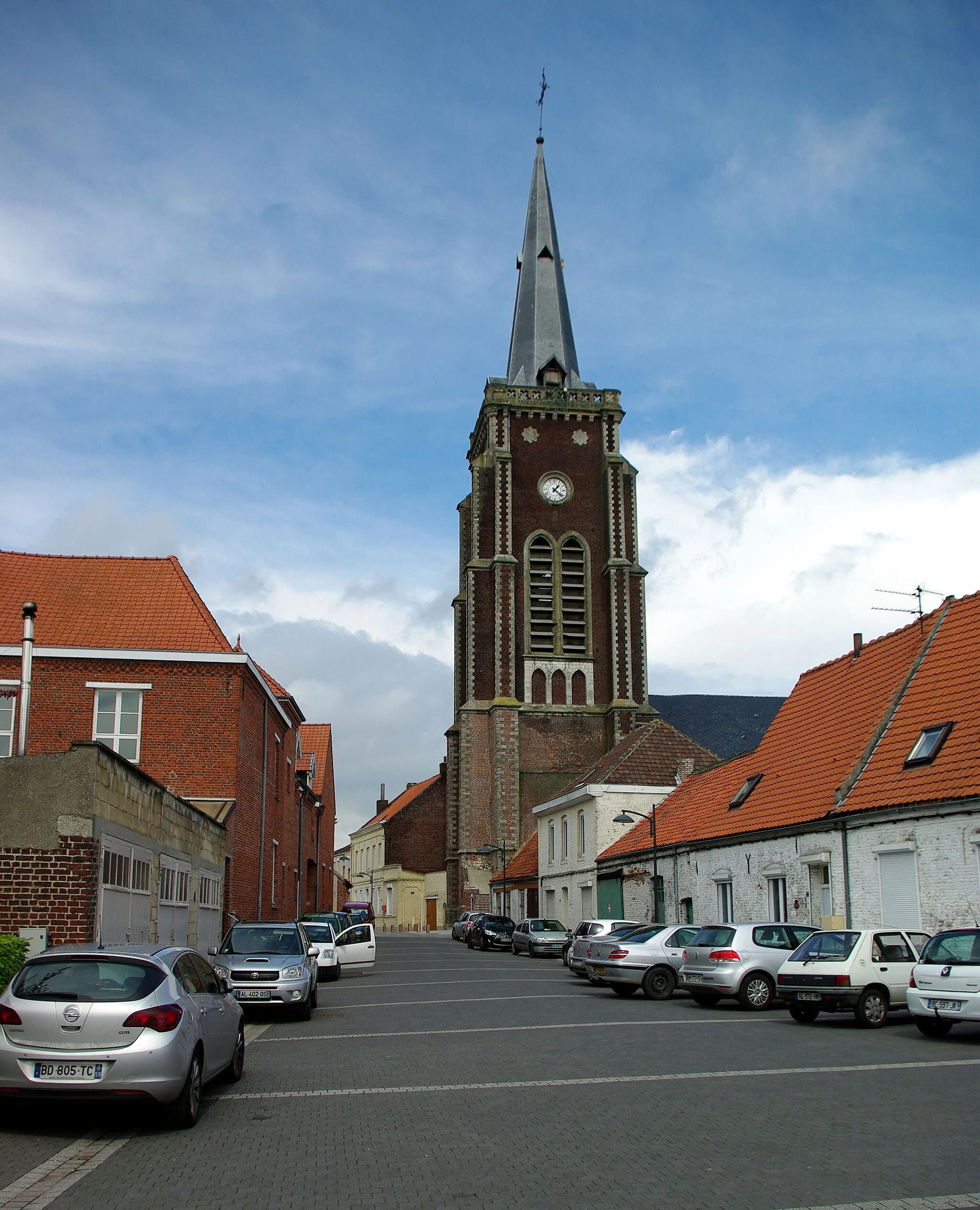 Photo showing: Eglise Saint Jean-Baptiste, Rue de l'Abbaye, Mons-en-Pévèle, département du Nord, région Nord-Pas-de-Calais, France