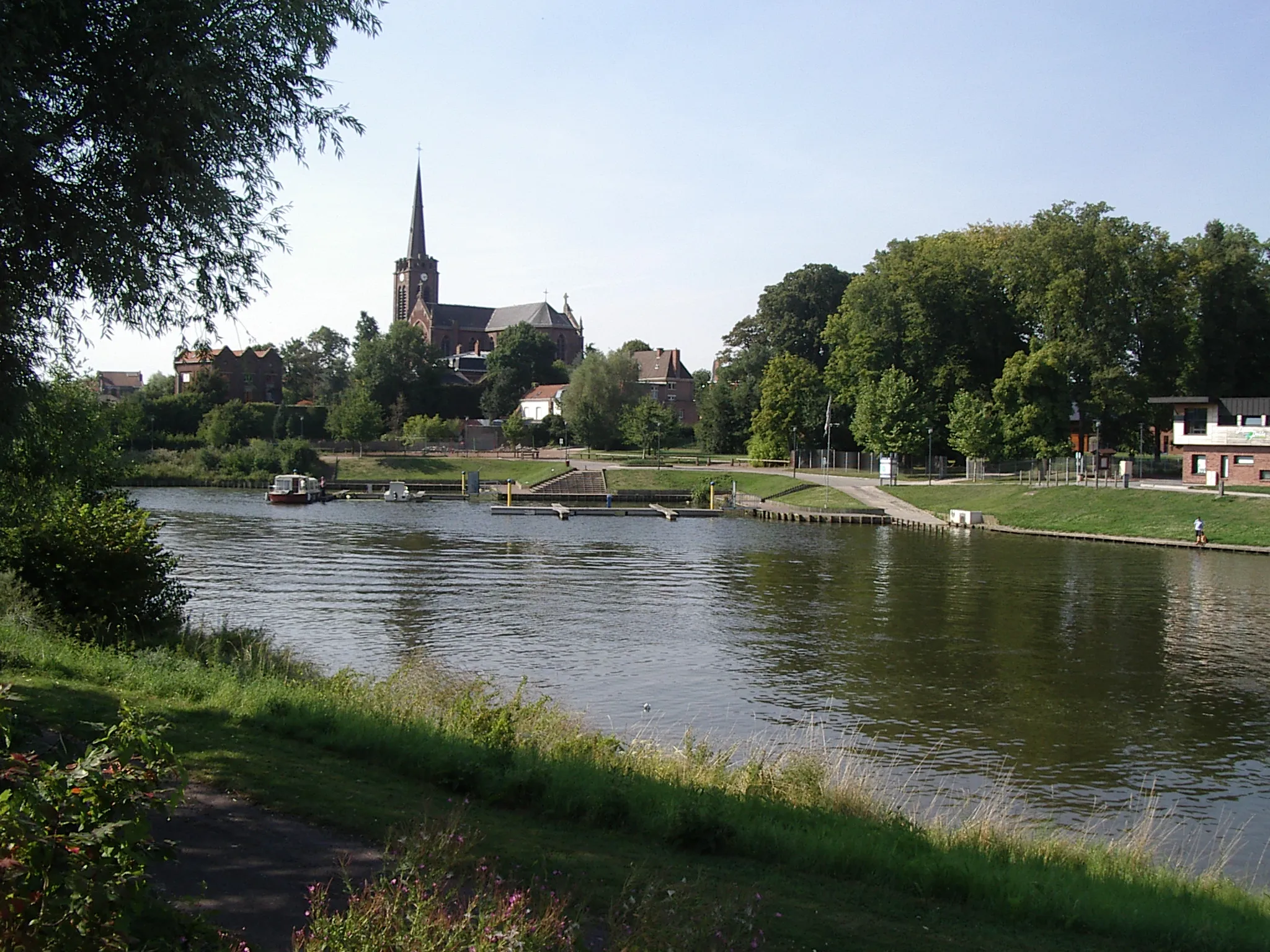 Photo showing: Port de plaisance de Quesnoy-sur-Deule, Nord