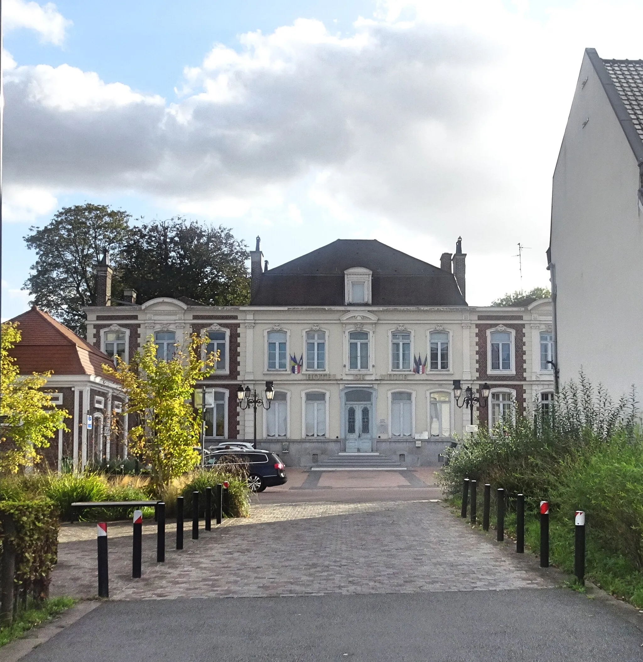 Photo showing: Hôtel de Ville de Bousbecque Nord (département_français)