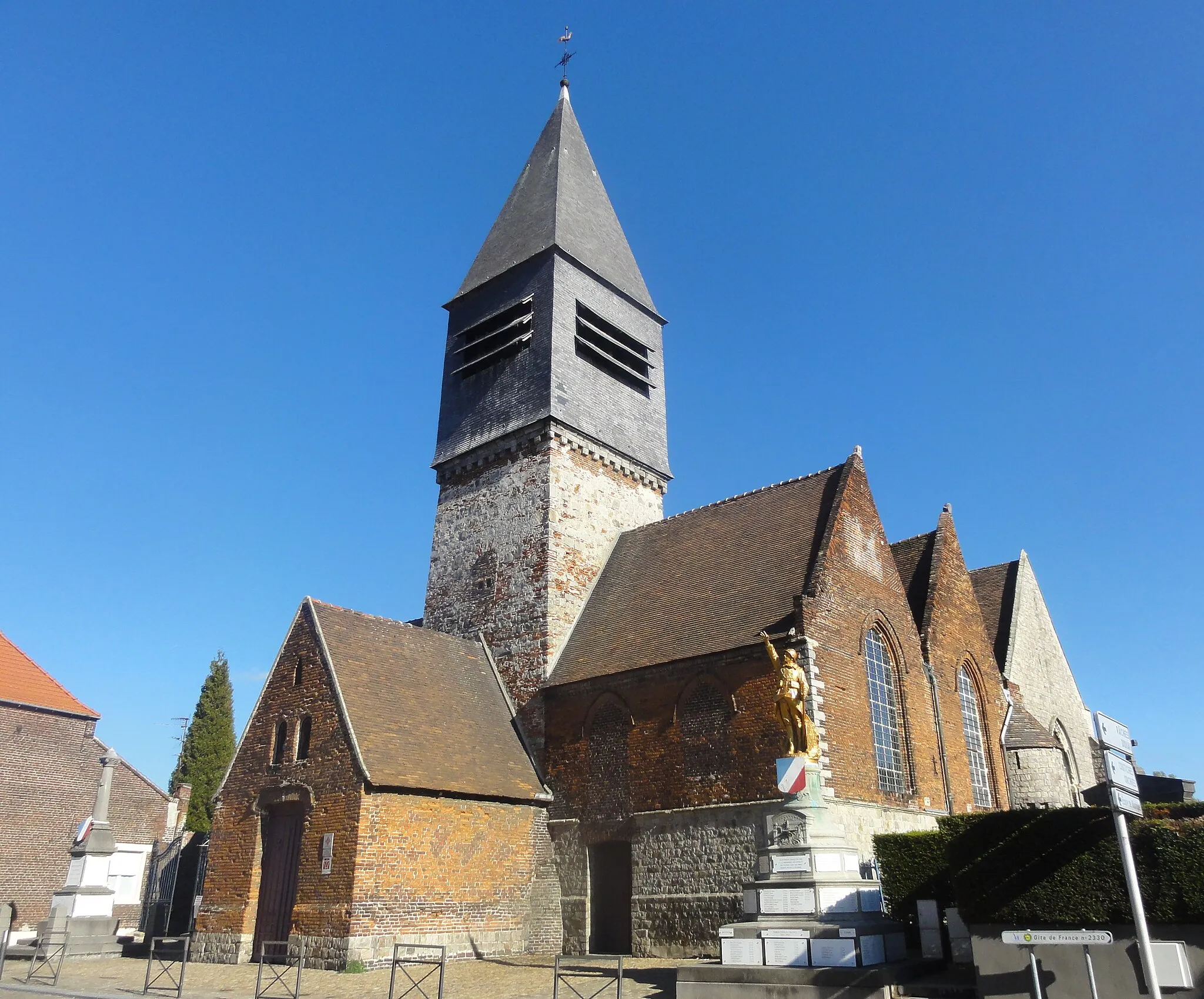 Photo showing: This building is classé au titre des monuments historiques de la France. It is indexed in the base Mérimée, a database of architectural heritage maintained by the French Ministry of Culture, under the reference PA00107531 .