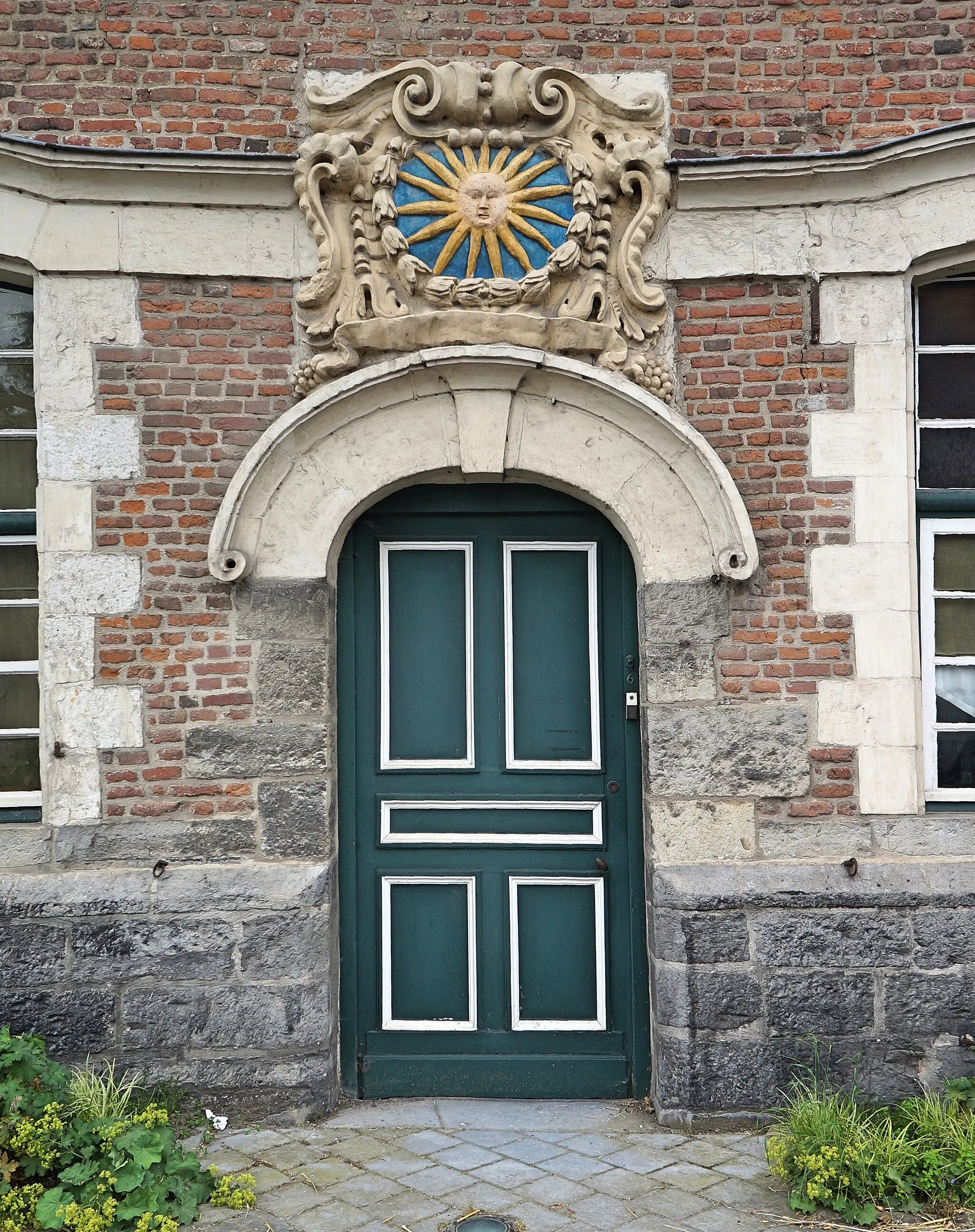 Photo showing: This building is indexed in the base Mérimée, a database of architectural heritage maintained by the French Ministry of Culture, under the reference PA00107430 .