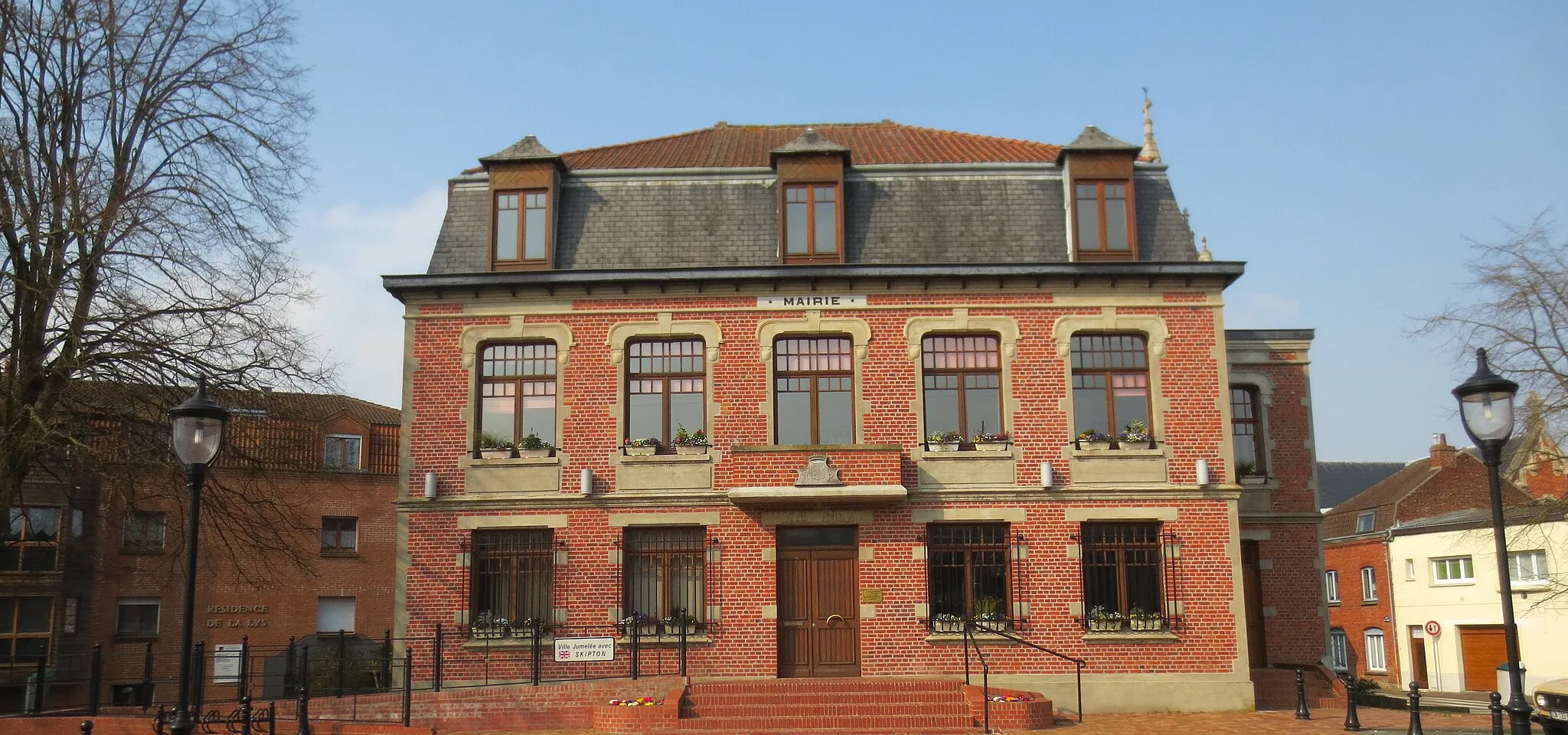 Photo showing: La mairie d'Erquinghem-Lys.