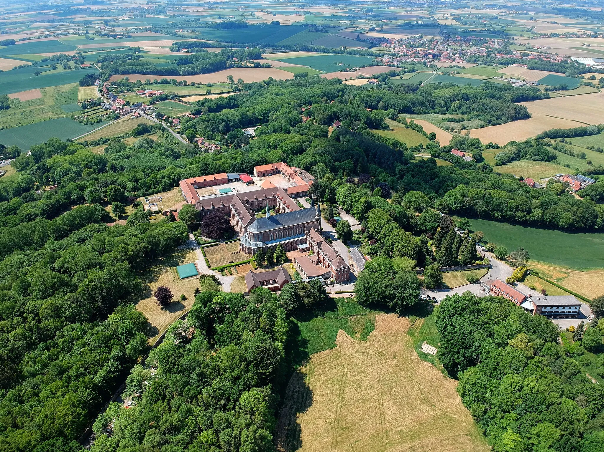 Photo showing: L'abbaye du Mont des Cats vue du ciel