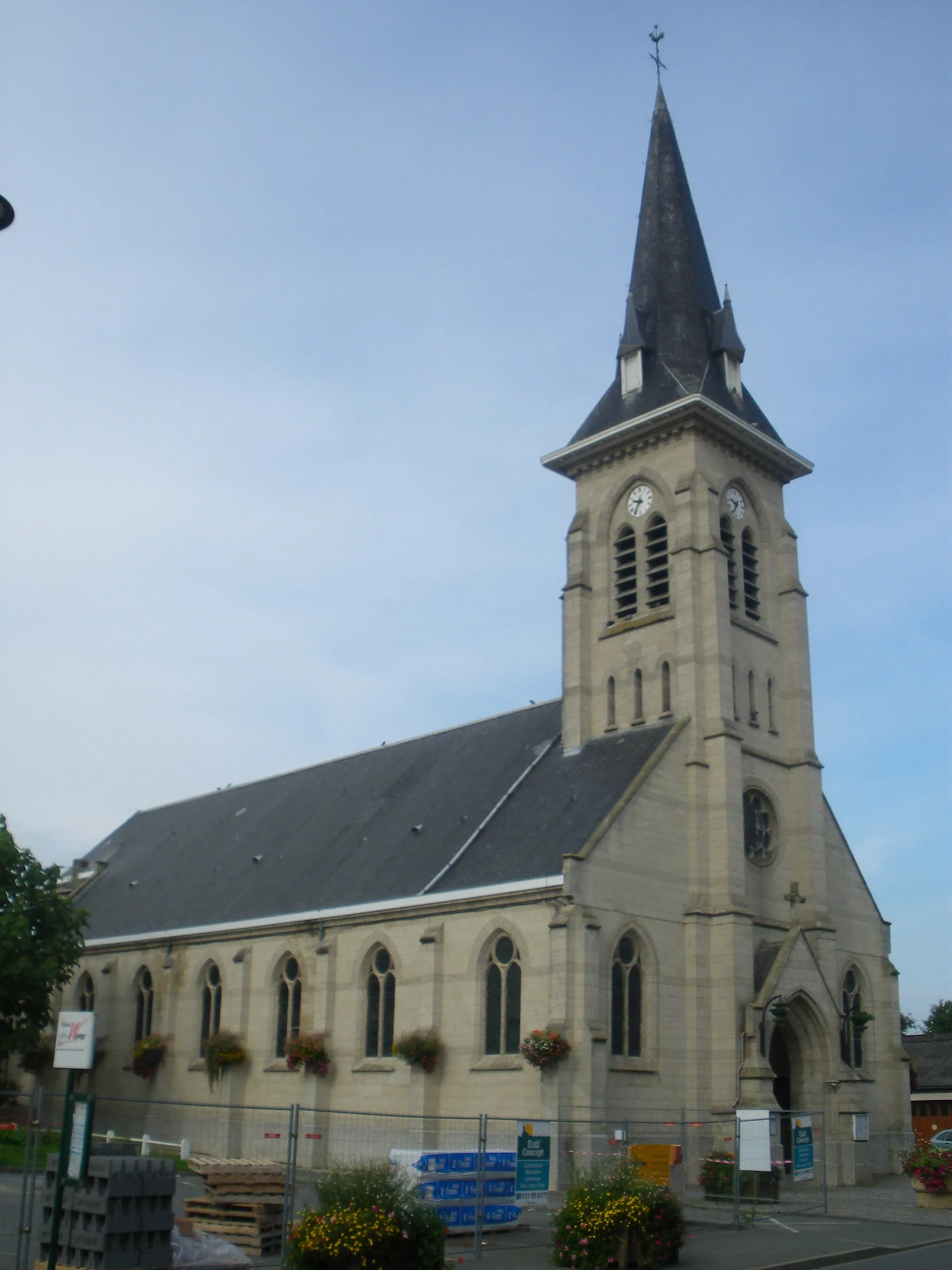 Photo showing: Vue de l'église Notre-Dame des sept douleurs de Bois-Grenier.