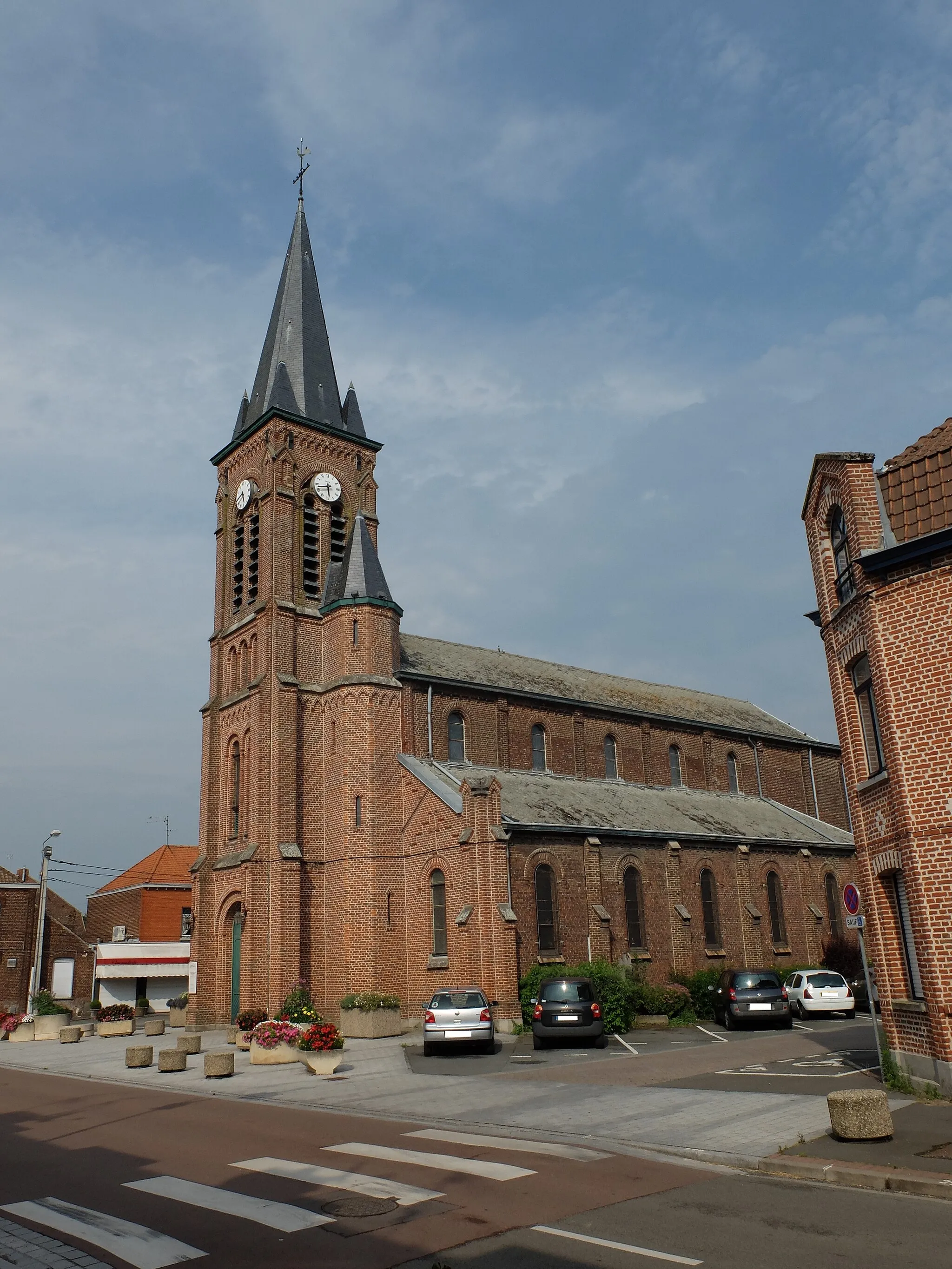 Photo showing: Vue de l'église Saint-Jean-Baptiste de Forest-sur-Marque.