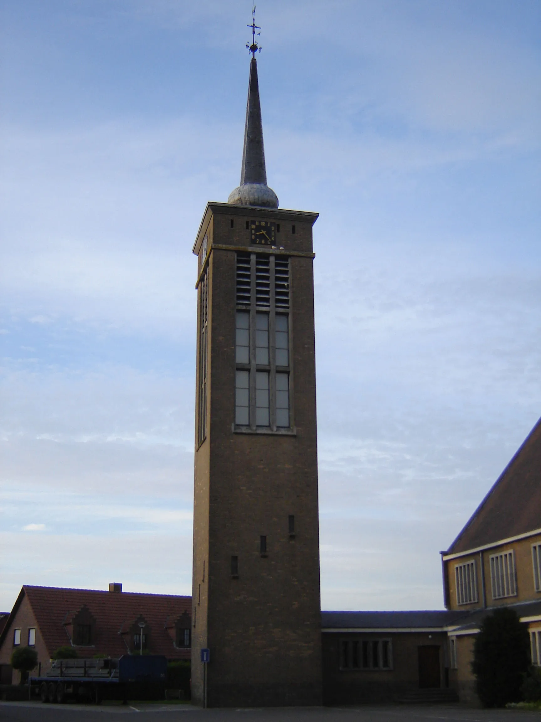 Photo showing: Church of Saint Joseph in Hille. Hille, Zwevezele, Wingene, West Flanders, Belgium