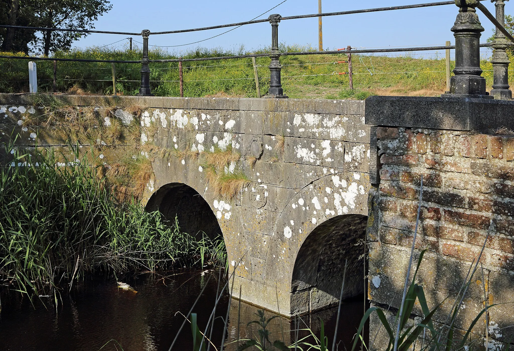 Photo showing: Lapscheure (municipality of Damme, Belgium): the former sluice called Blue Sluice