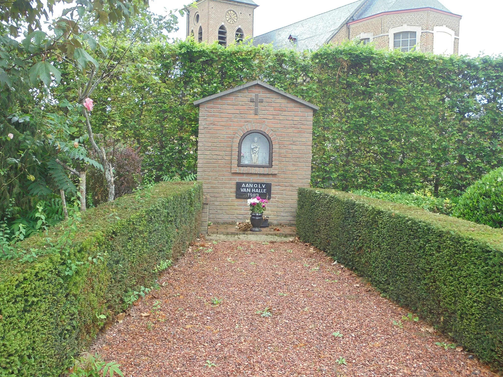 Photo showing: Kapel Onze-Lieve-Vrouw van Halle - Brugstraat - Oeselgem - Dentergem - West-Vlaanderen - België.