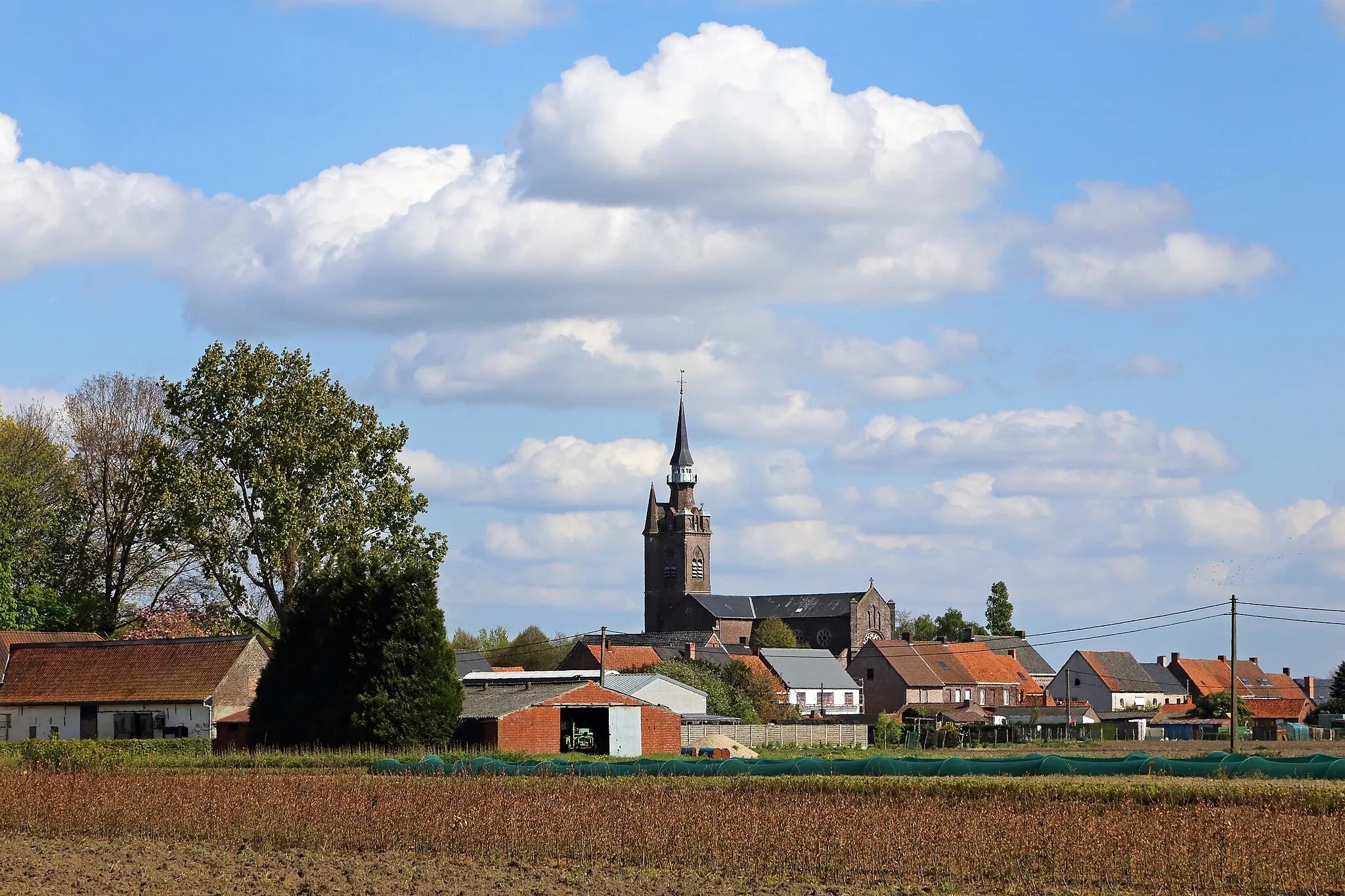 Photo showing: Doomkerke (municipality of Ruiselede, province of West Flanders, Belgium): general view of the village