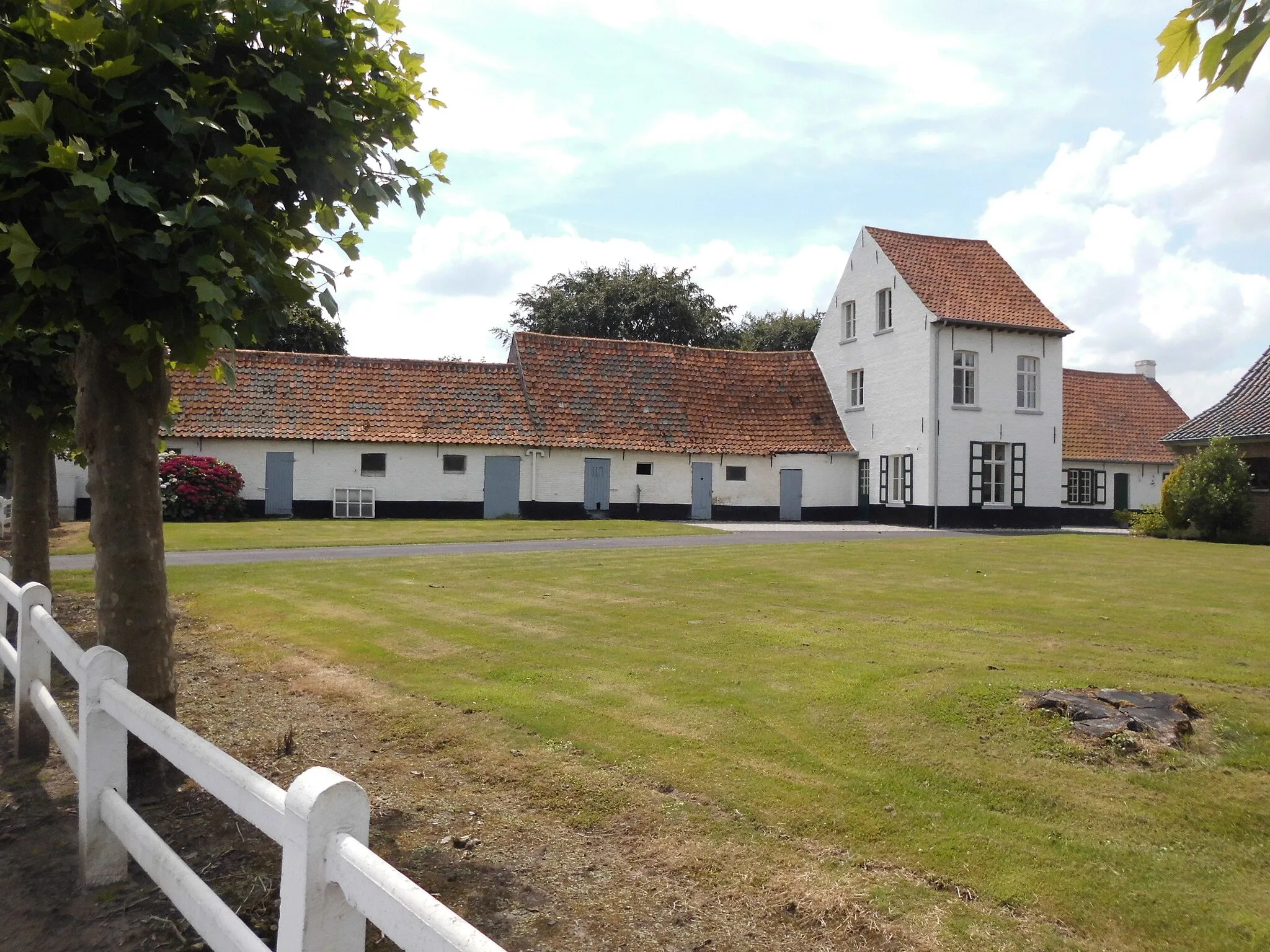 Photo showing: Hoeve Bakensgoed - Bakensgoed - Sint-Maria-Aalter - Aalter - Oost-Vlaanderen - België