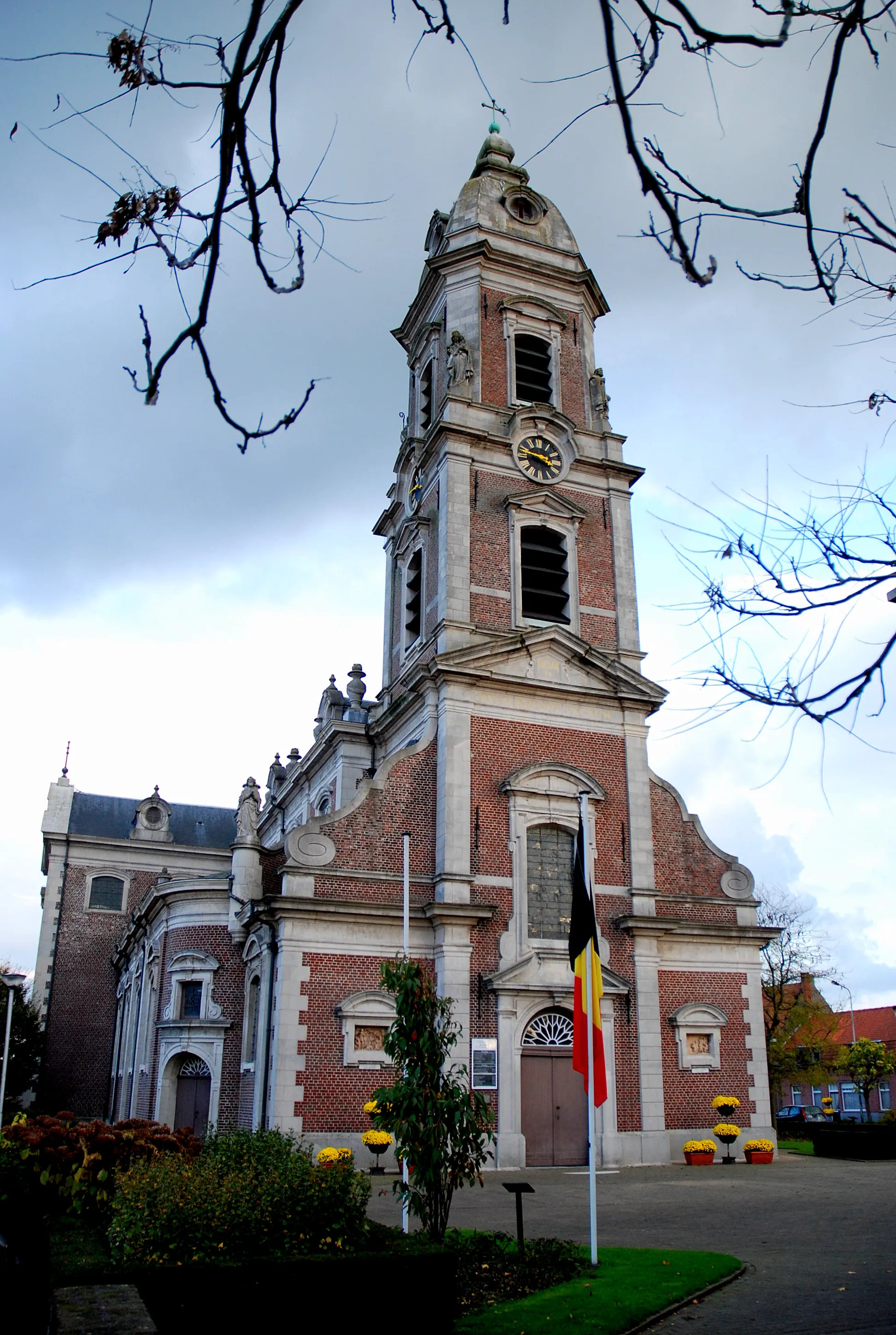 Photo showing: De Sint Bavokerk te Kanegem, België