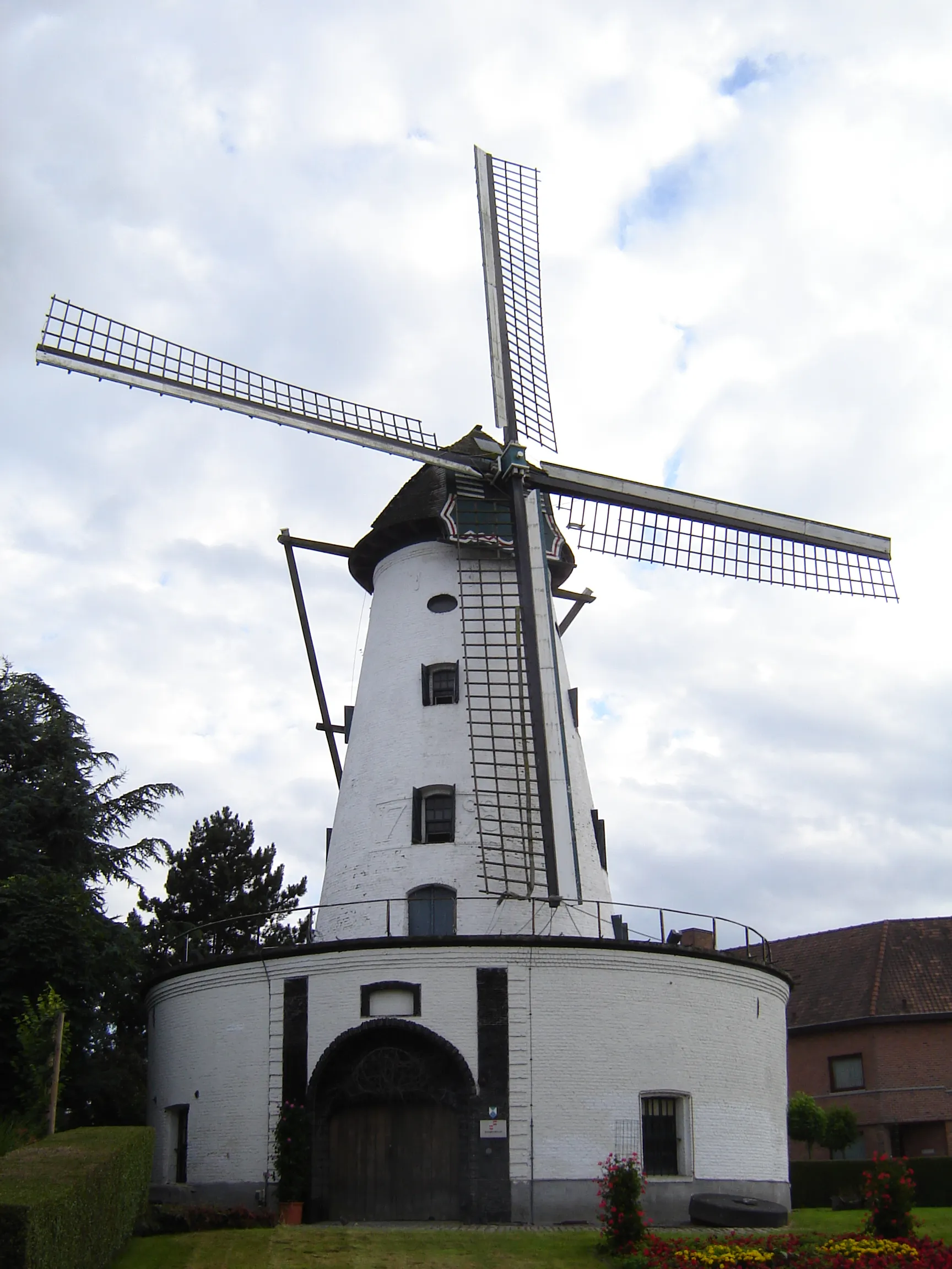Photo showing: "Stenen Molen "or "Klockemolen" windmill in Zwevegem. Zwevegem, West Flanders, Belgium.