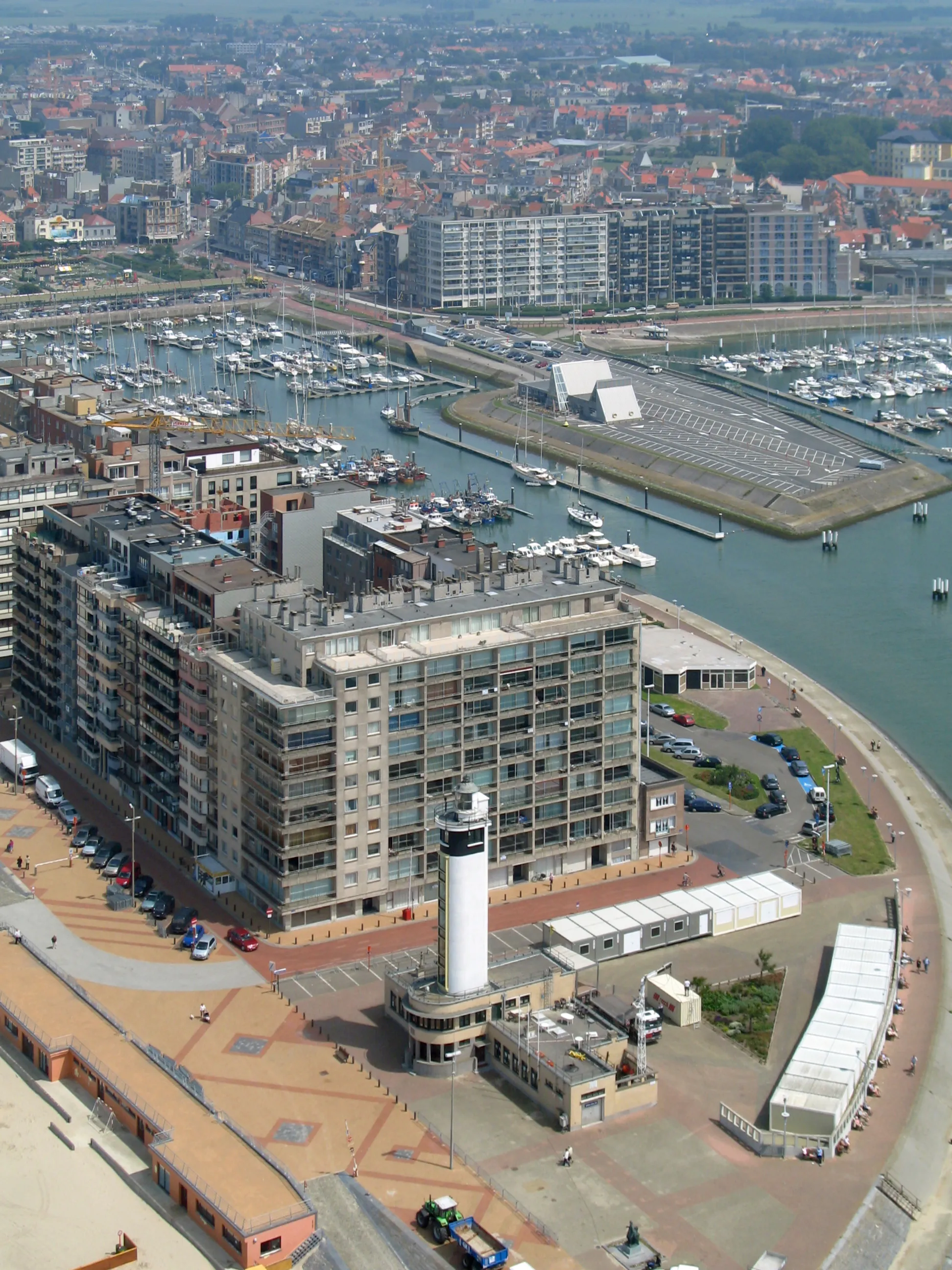 Photo showing: Blankenberge (Belgium): lighthouse and marina