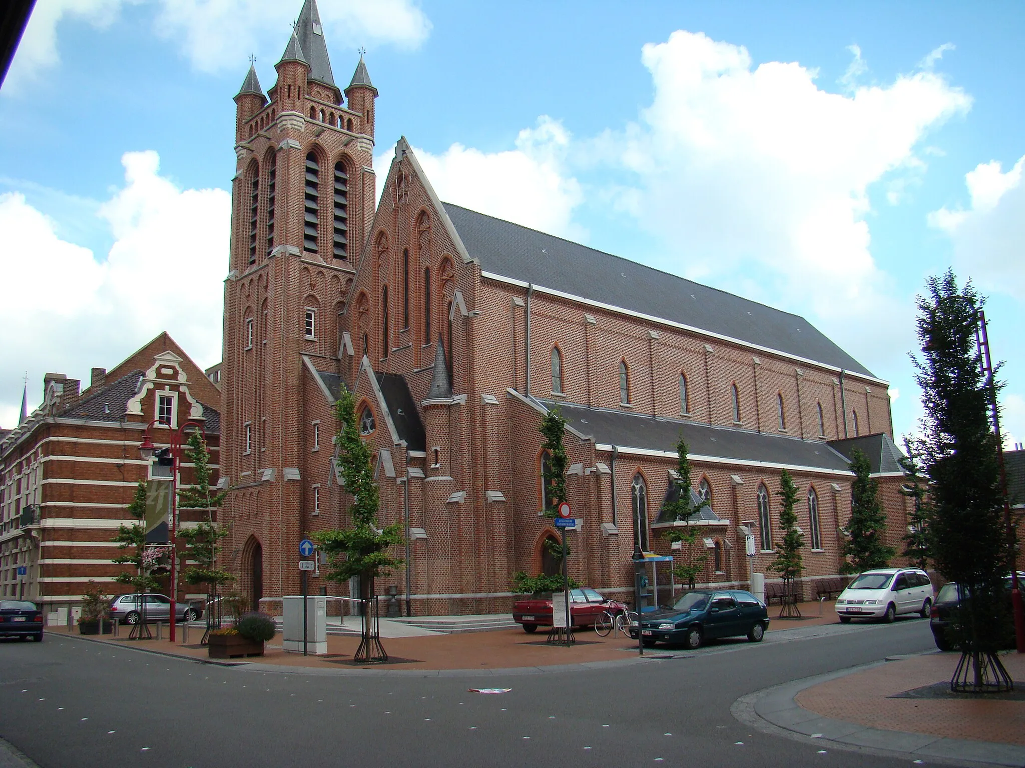 Photo showing: Heilig-Hart church Izegem (West Flanders, Belgium)