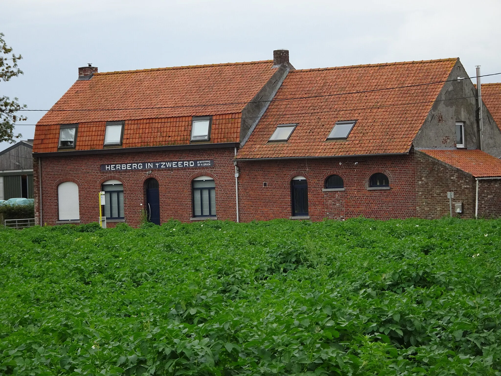 Photo showing: Dikkebus Vakantiehoeve ' T Zweerd, Dikkebusseweg.- Ieper, Belgique