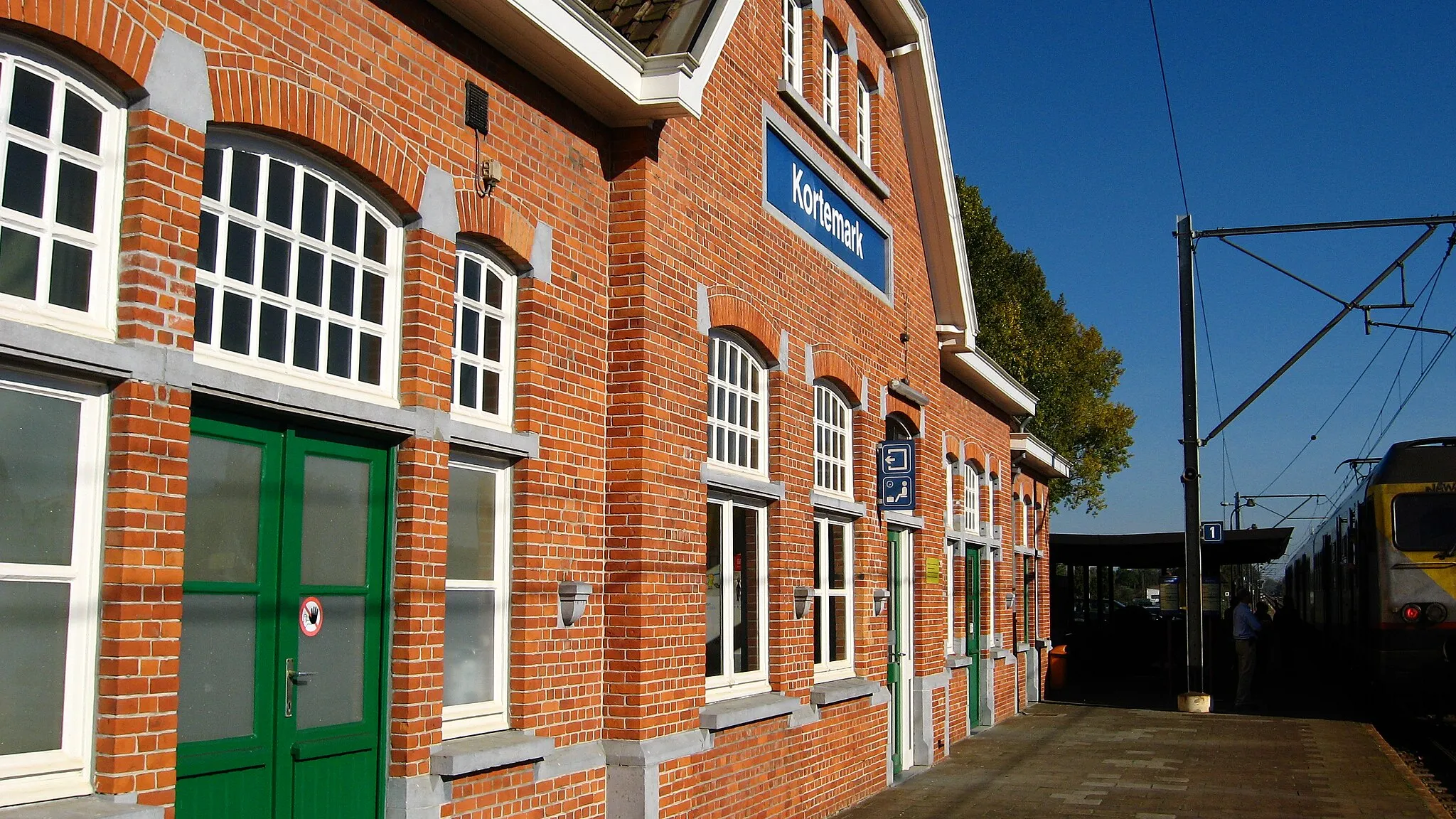 Photo showing: Kortemark NMBS station