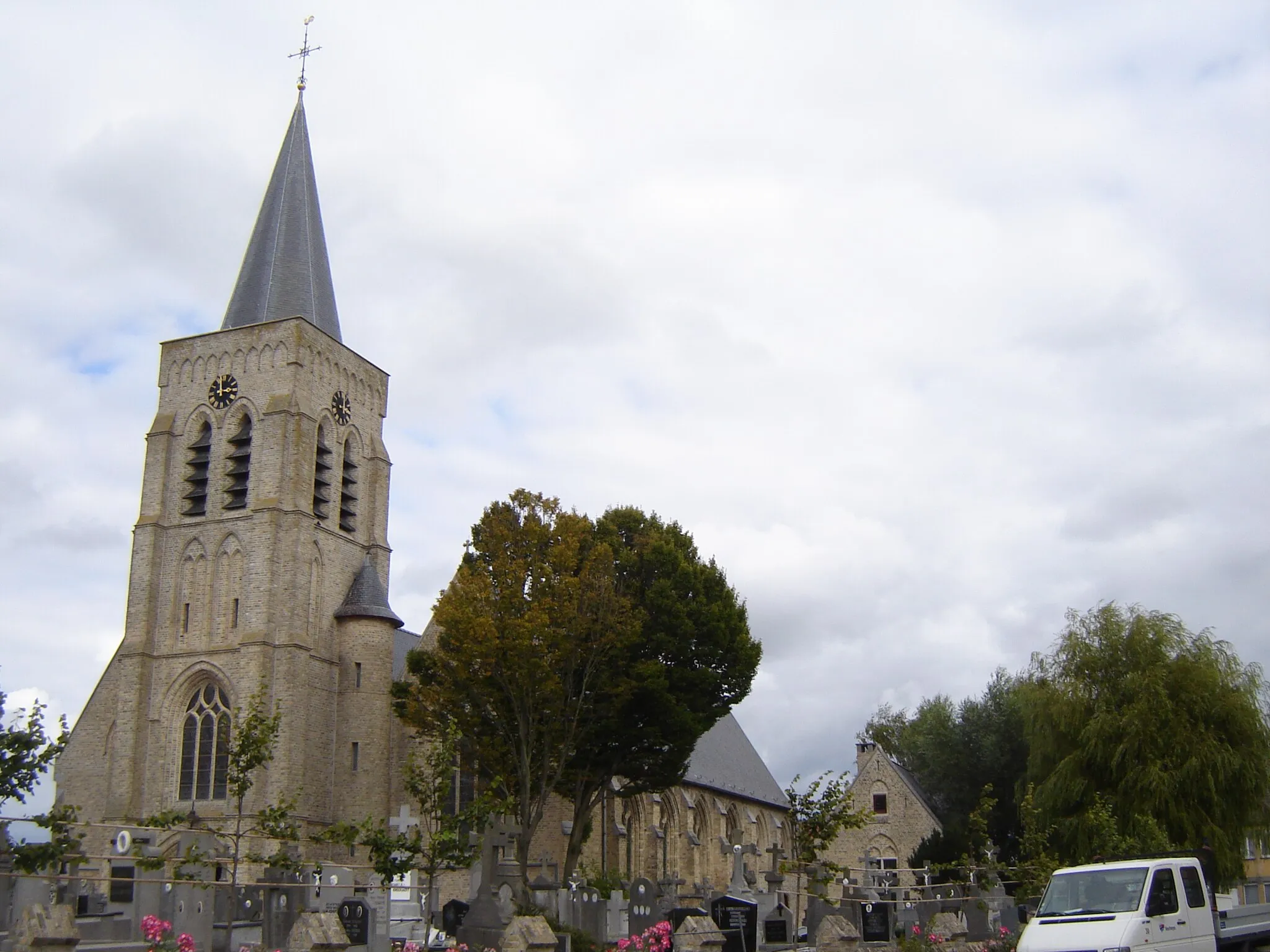 Photo showing: Church of Saint Nicholas and Saint Catherine in Pervijze. Pervijze, Diksmuide, West Flanders, Belgium