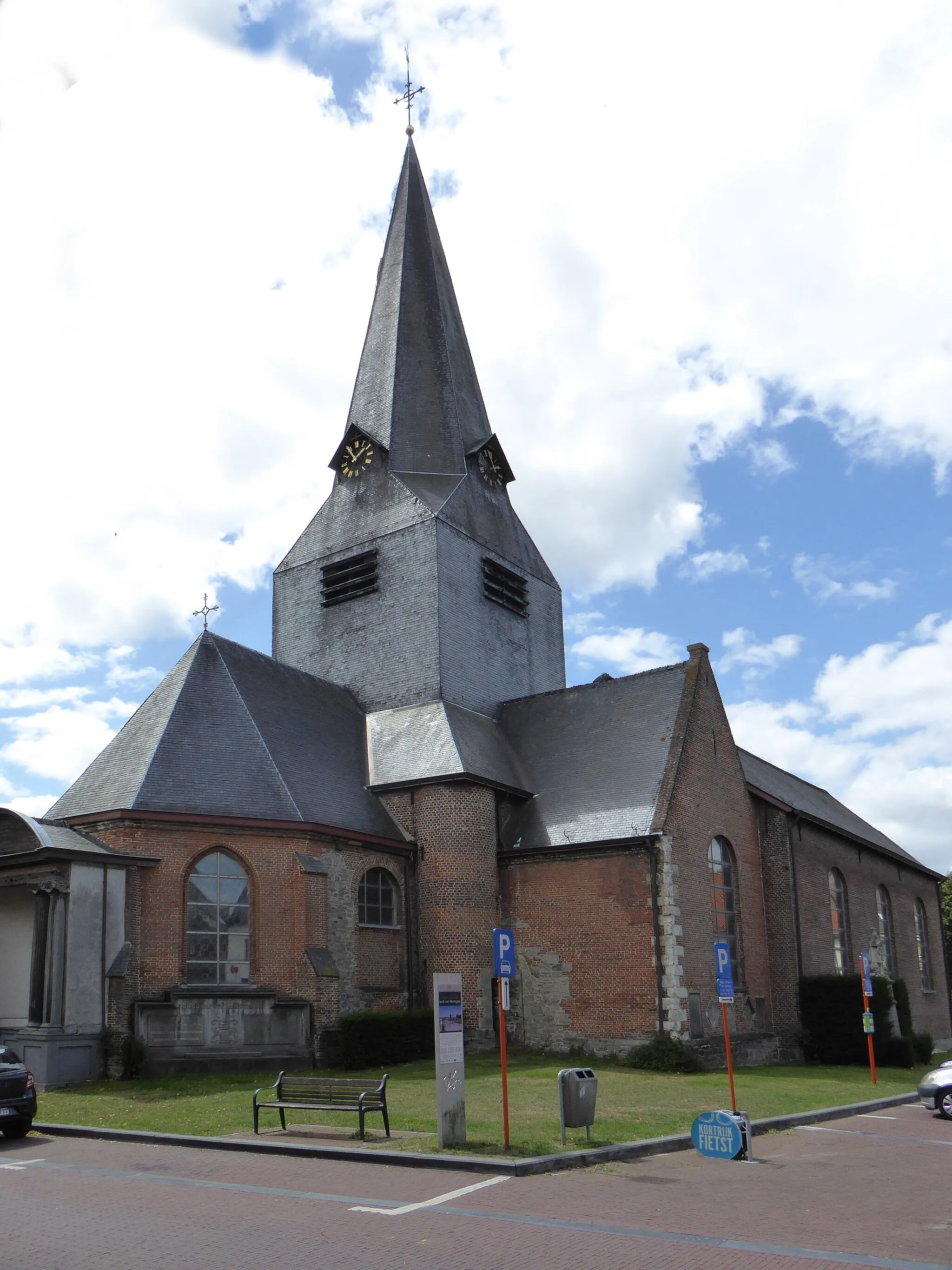Photo showing: Church of Saint Amand in Bellegem. Bellegem, Kortrijk, West Flanders, Belgium