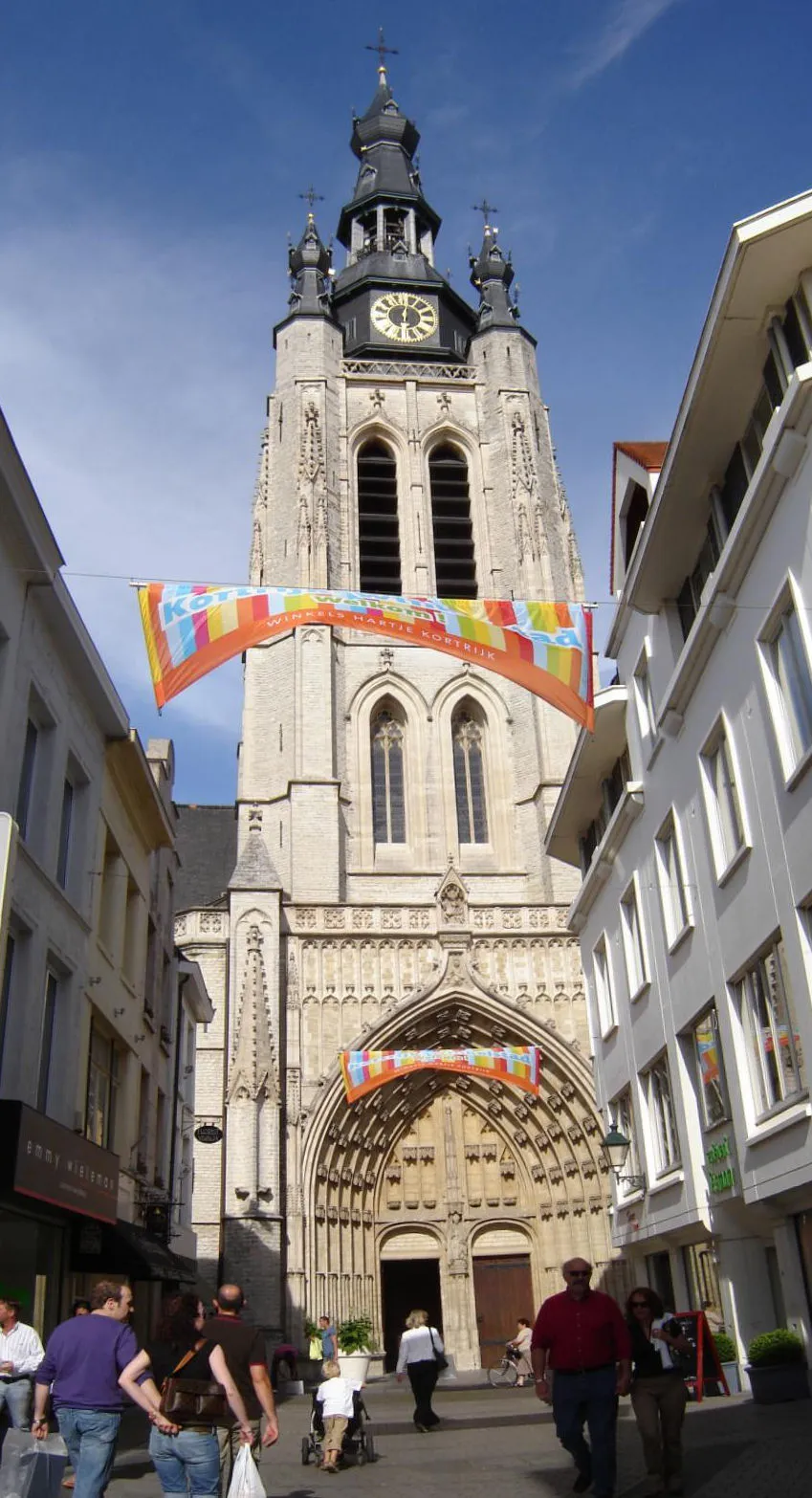 Photo showing: Church of Saint Martin in Kortrijk, West Flanders, Belgium.
