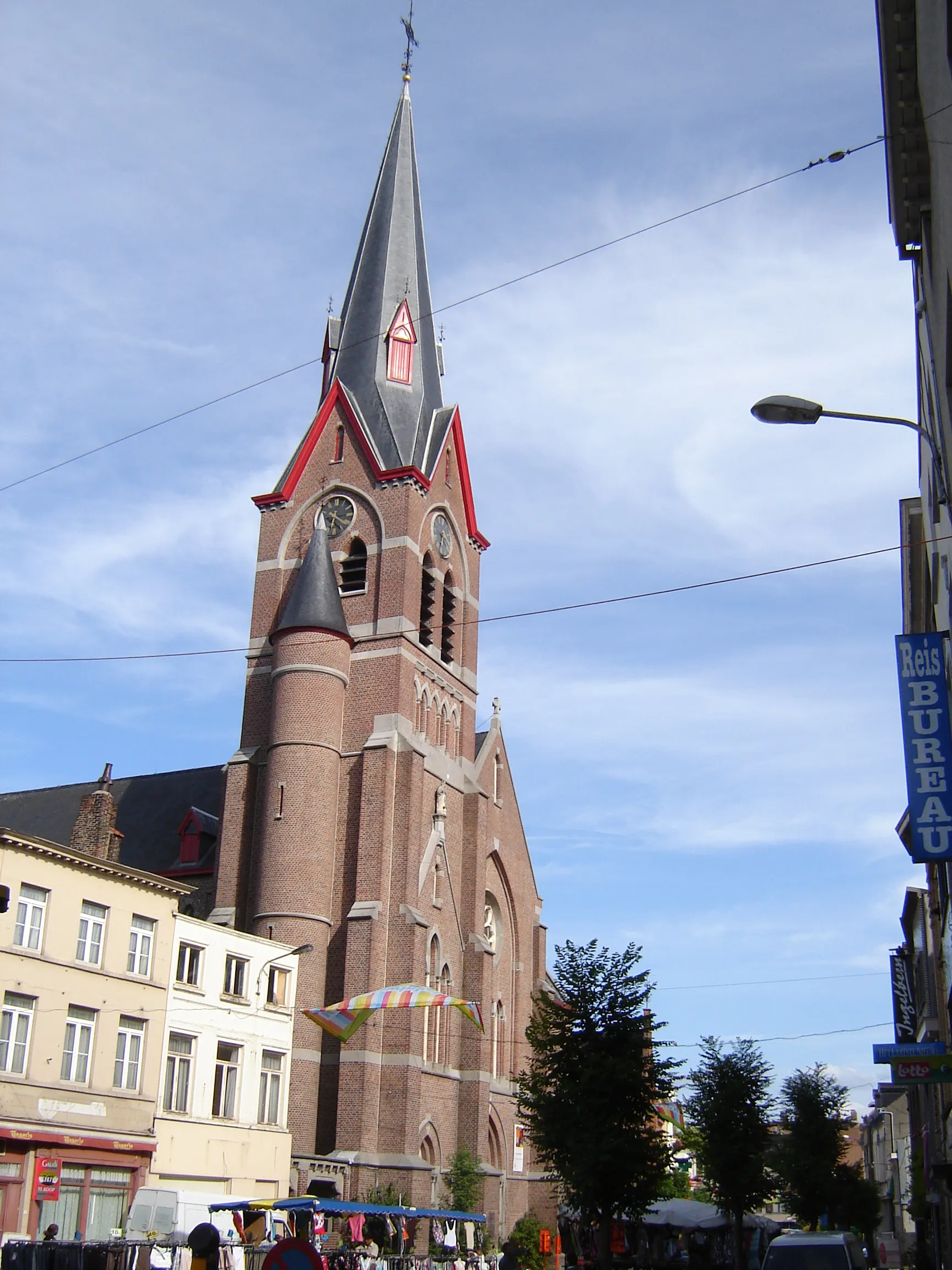 Photo showing: Church of Saint Eligius in Kortrijk, West Flanders, Belgium.