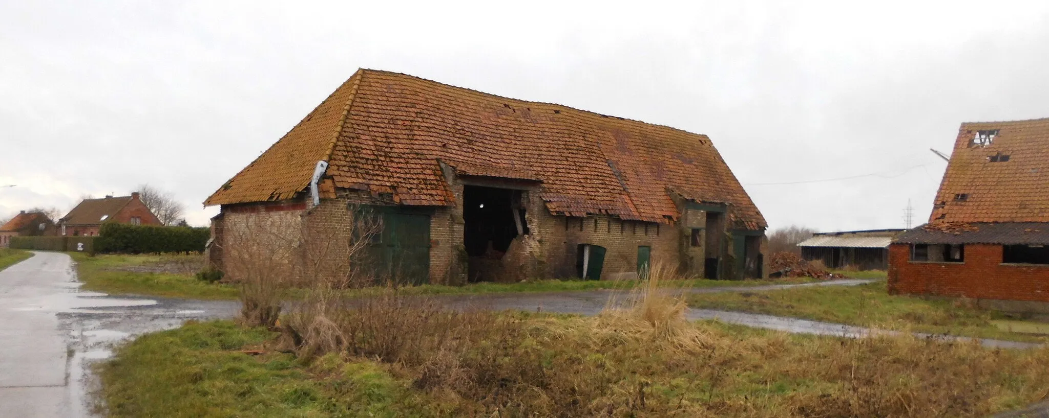 Photo showing: Schuur van een hoeve- Burgemeester Van Ackerestraat - Bovekerke - Koekelare - West-Vlaanderen - België