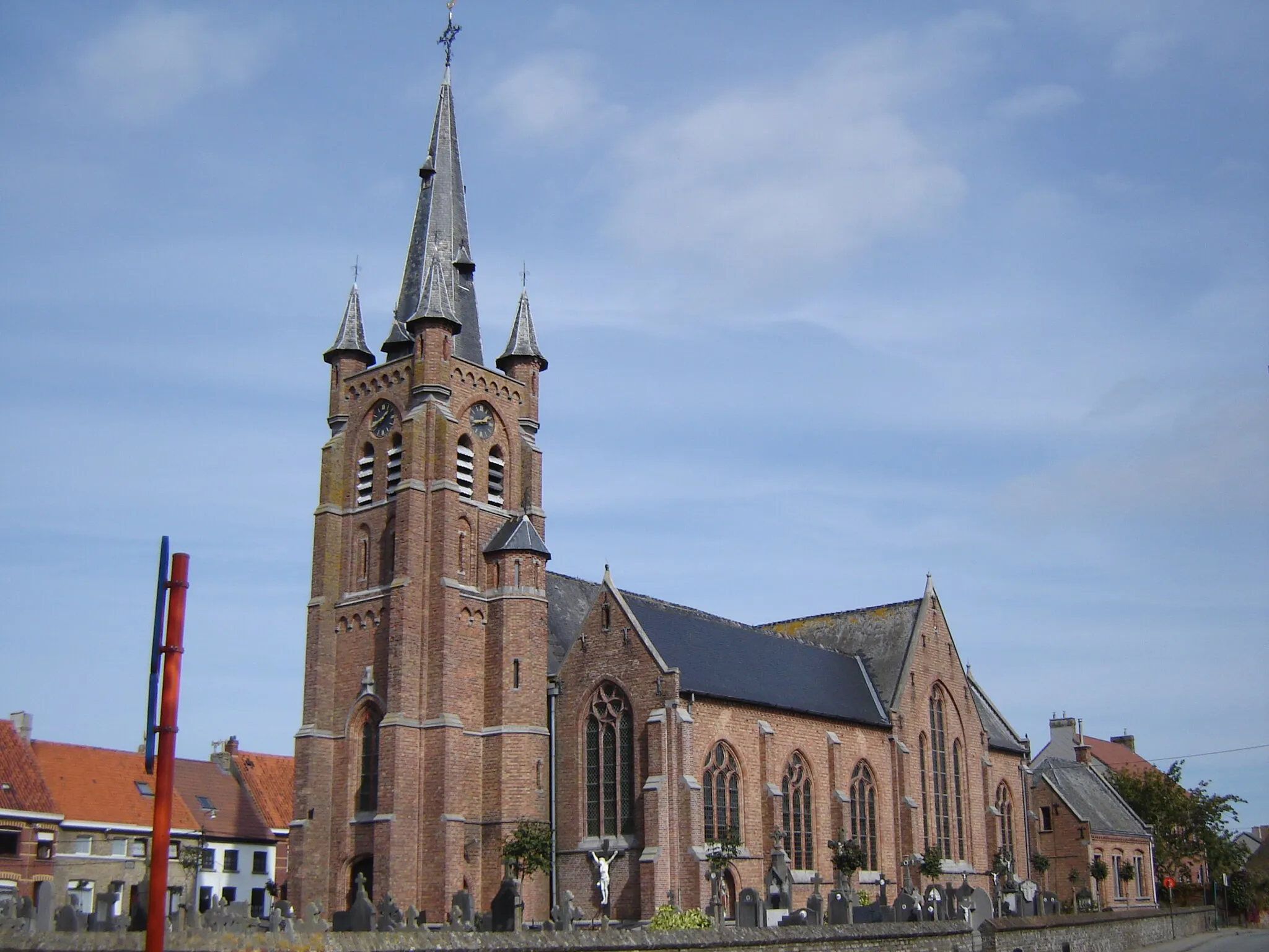 Photo showing: Church of Saint Cornelius in Snaaskerke. Snaaskerke, Gistel, West Flanders, Belgium