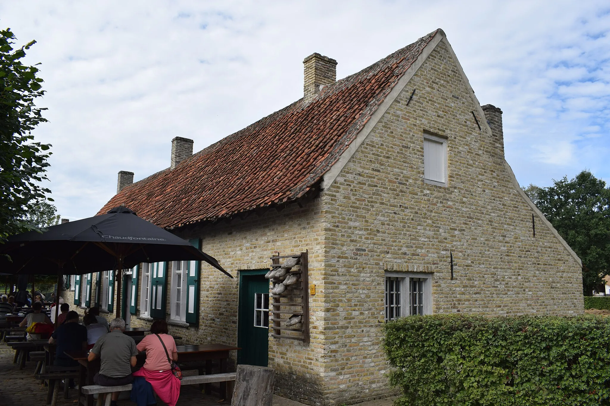 Photo showing: Bokrijk, Herberg "In den Dolfijn" uit Sint-Rijkers