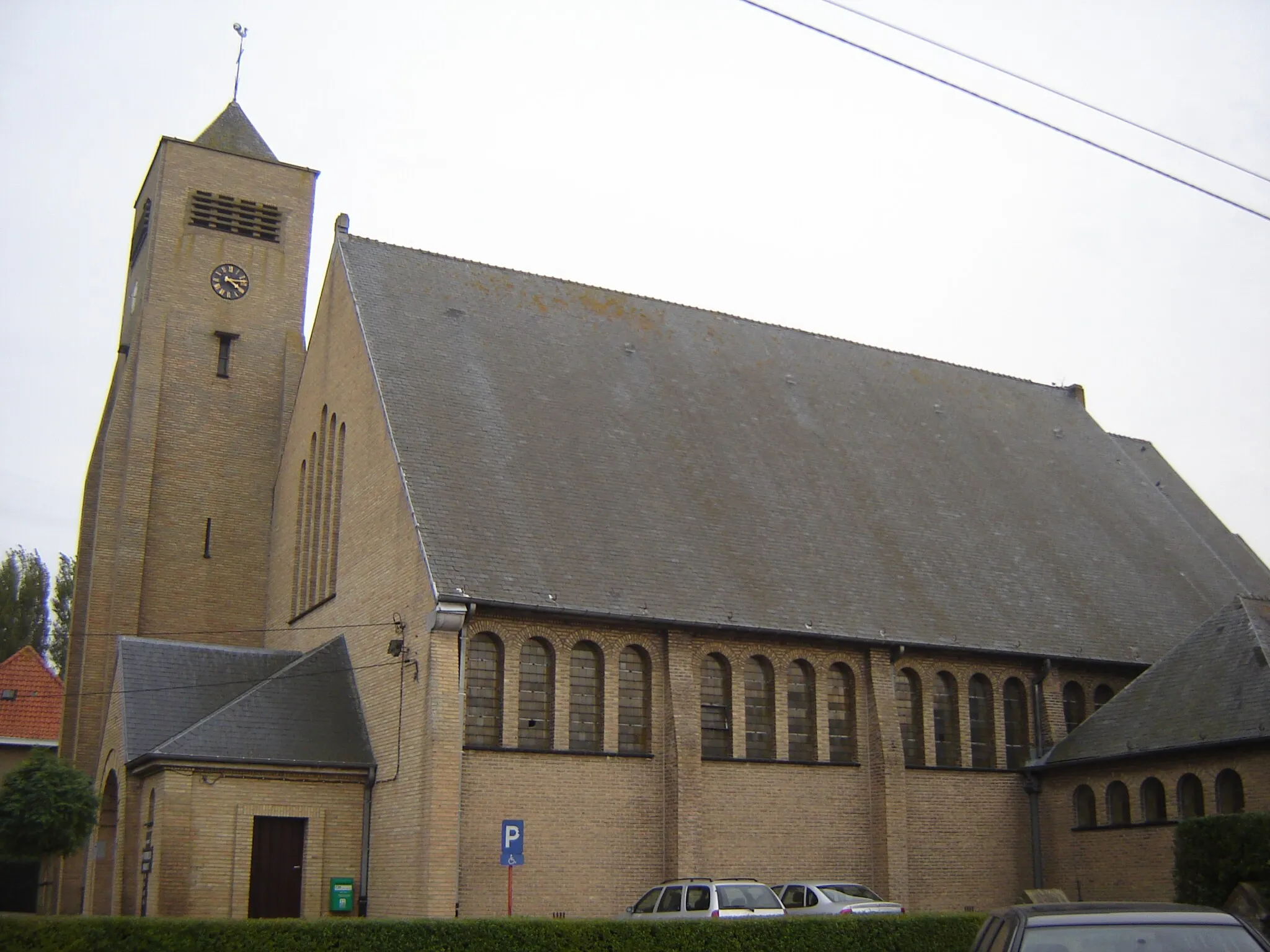 Photo showing: Church of Saint Henry in Sint-Henricus. Sint-Henricus, Torhout, West Flanders, Belgium