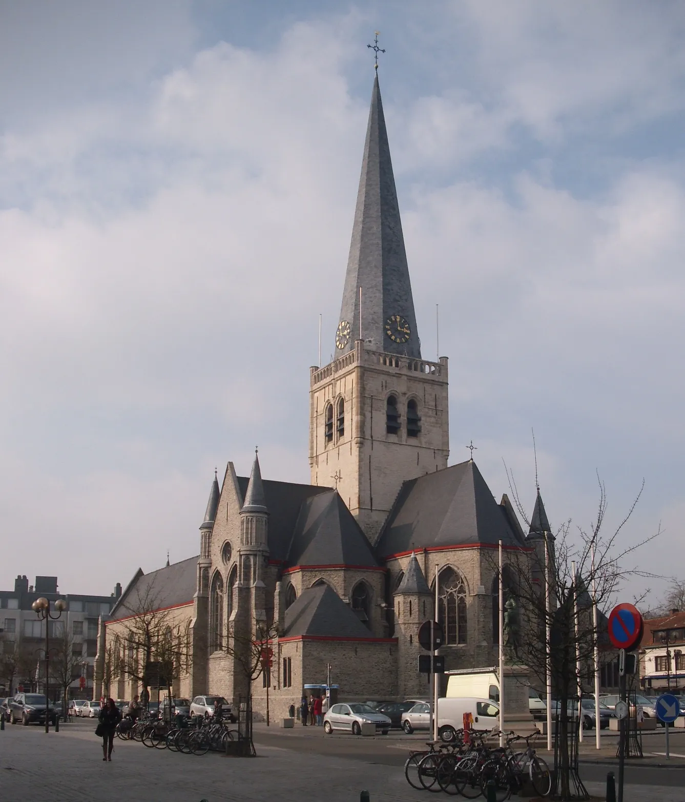 Photo showing: H.H. Amandus en Blasiuskerk - Markt - Waregem - West-Vlaanderen - België