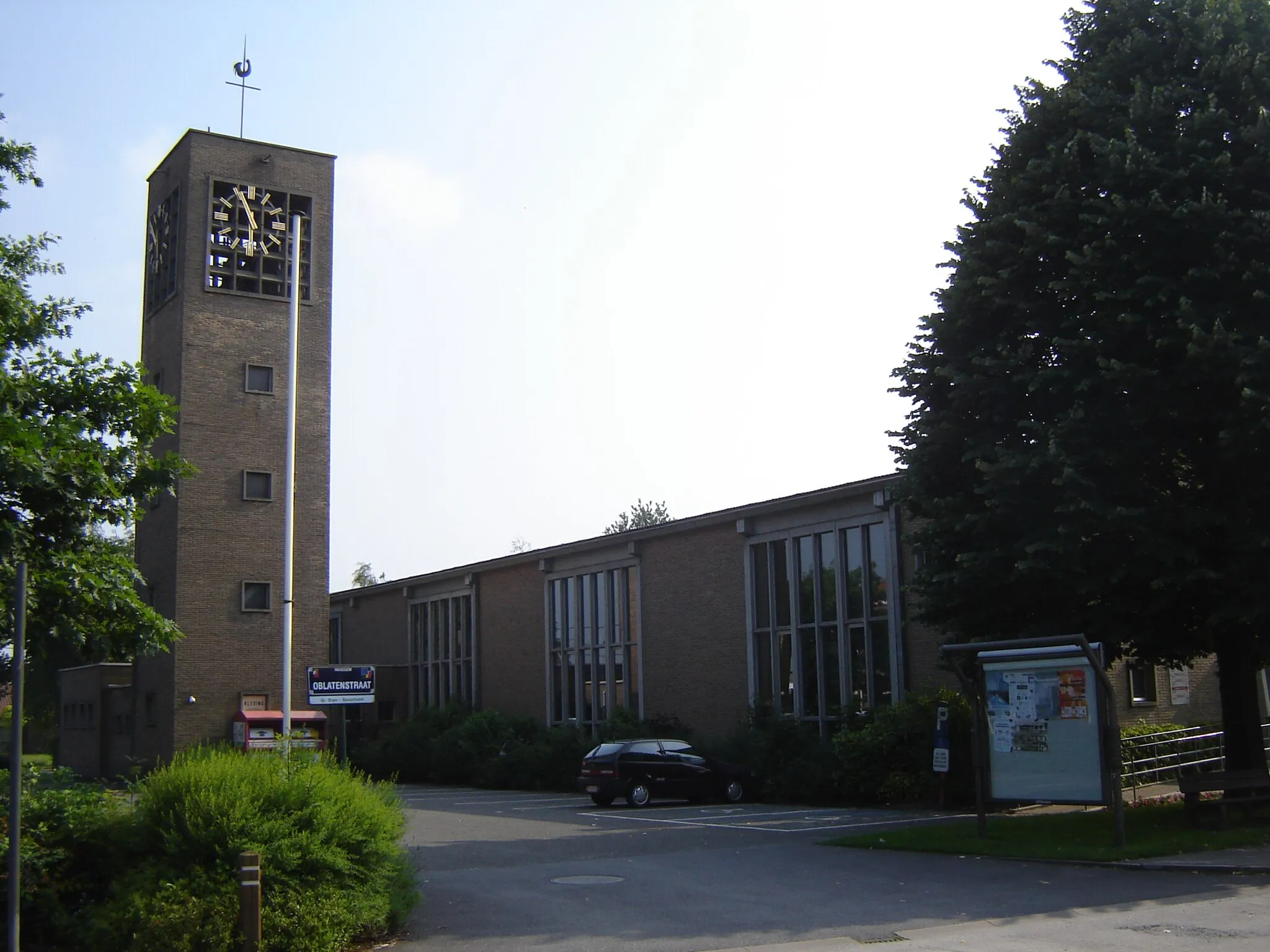 Photo showing: Church of Saint Margaret in the hamlet Nieuwenhove, Waregem. Waregem, West Flanders, Belgium