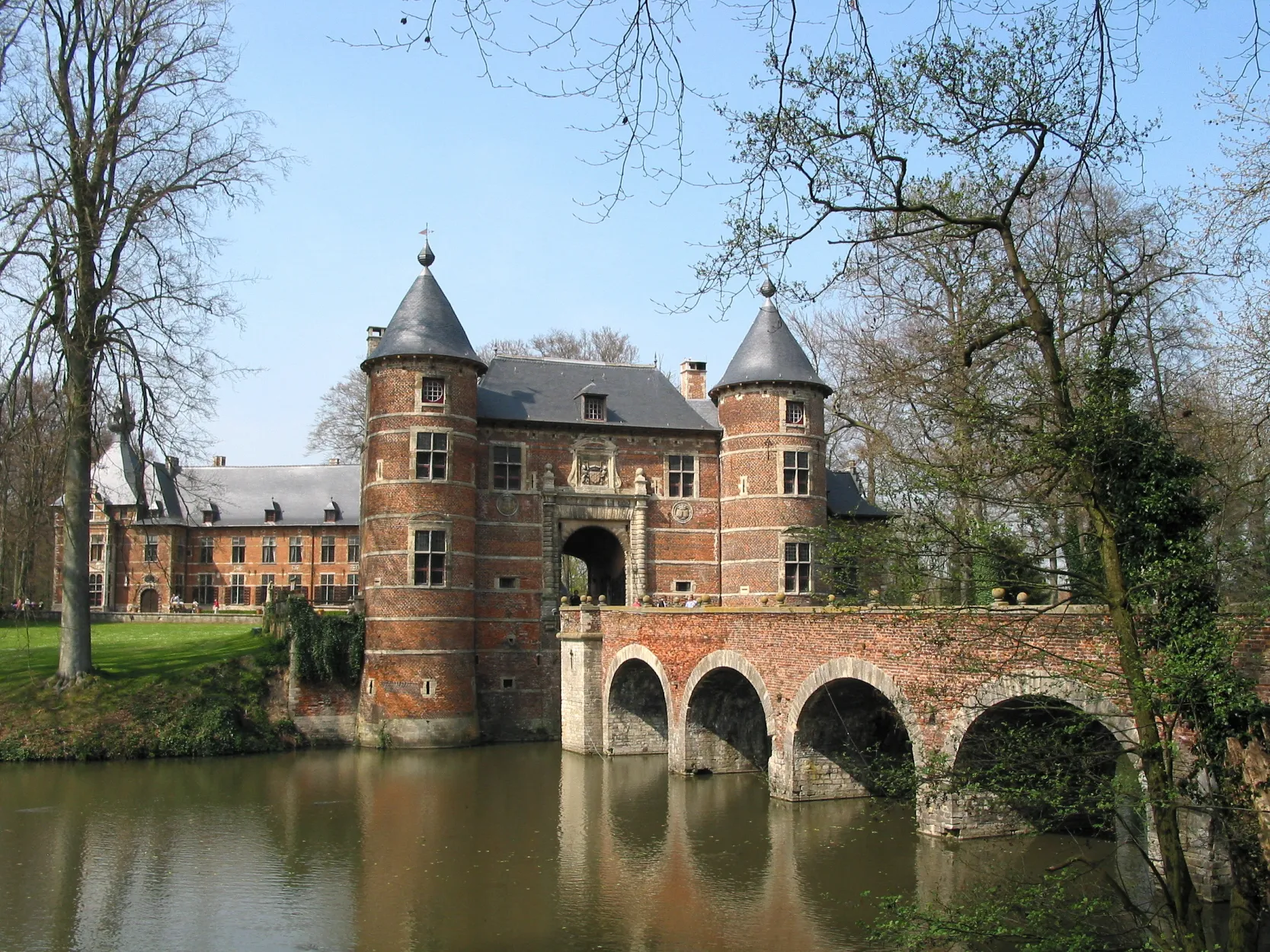 Photo showing: Groot-Bijgaarden (Belgium), the castle (XIV/XVIIth centuries).