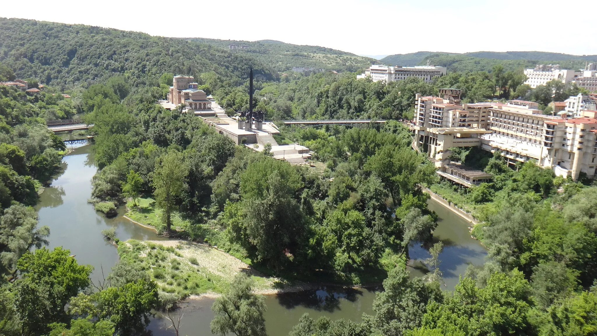 Photo showing: g.k. Varusha - north, 5000 Veliko Tarnovo, Bulgaria