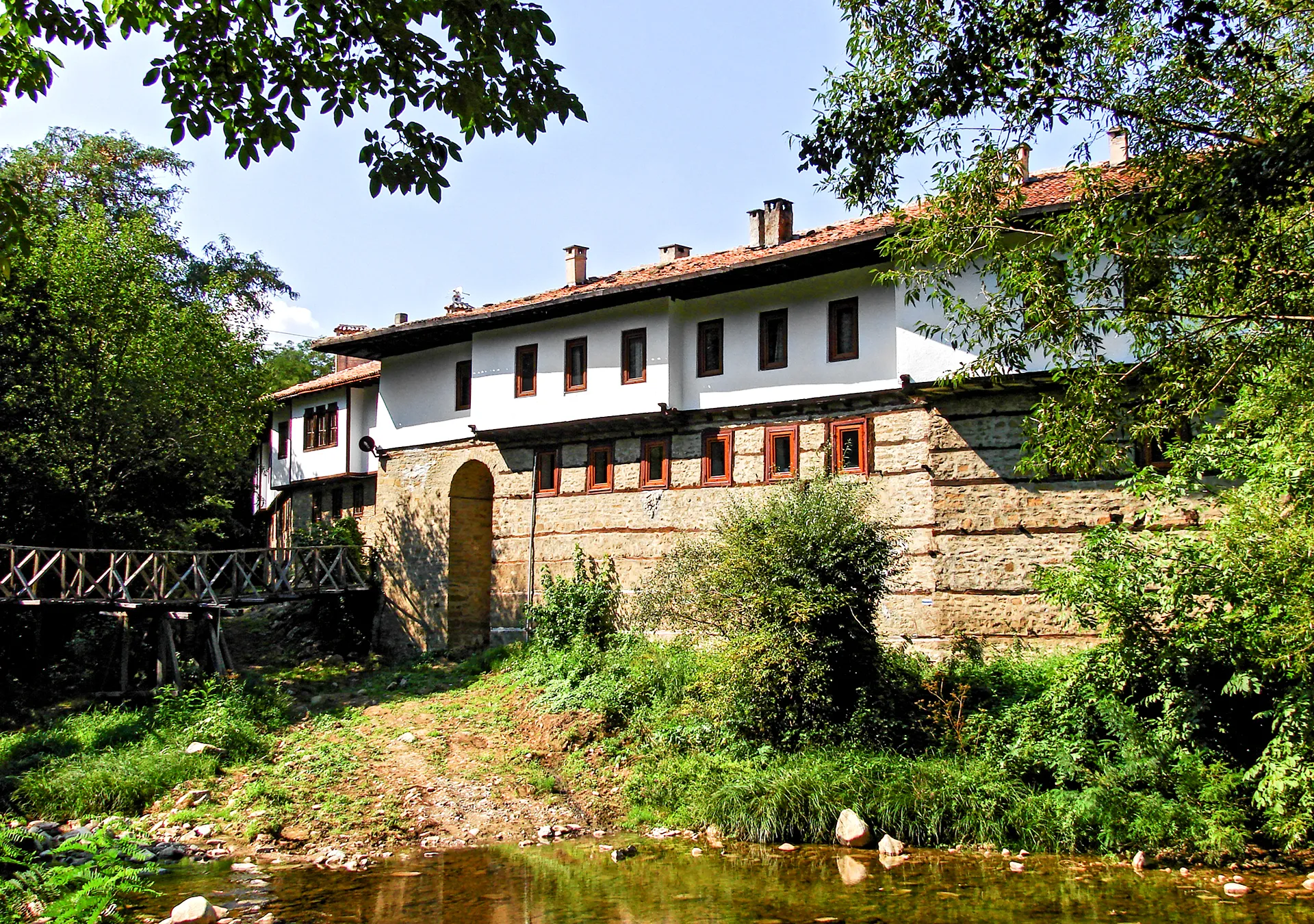 Photo showing: This is a photo of a monument in Veliko Tarnovo in Bulgaria identified by the ID