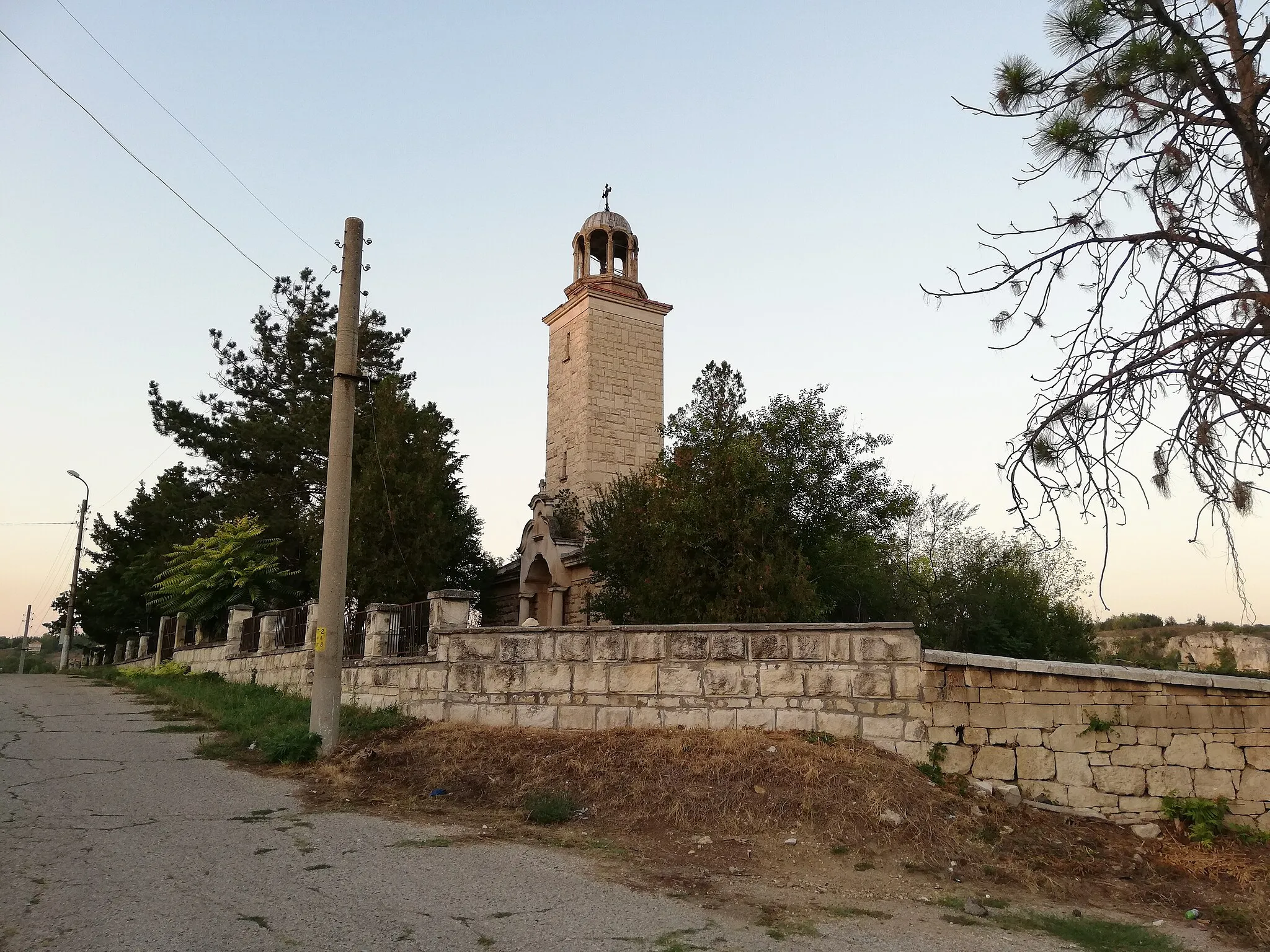 Photo showing: New church's tower in the village of Krasen