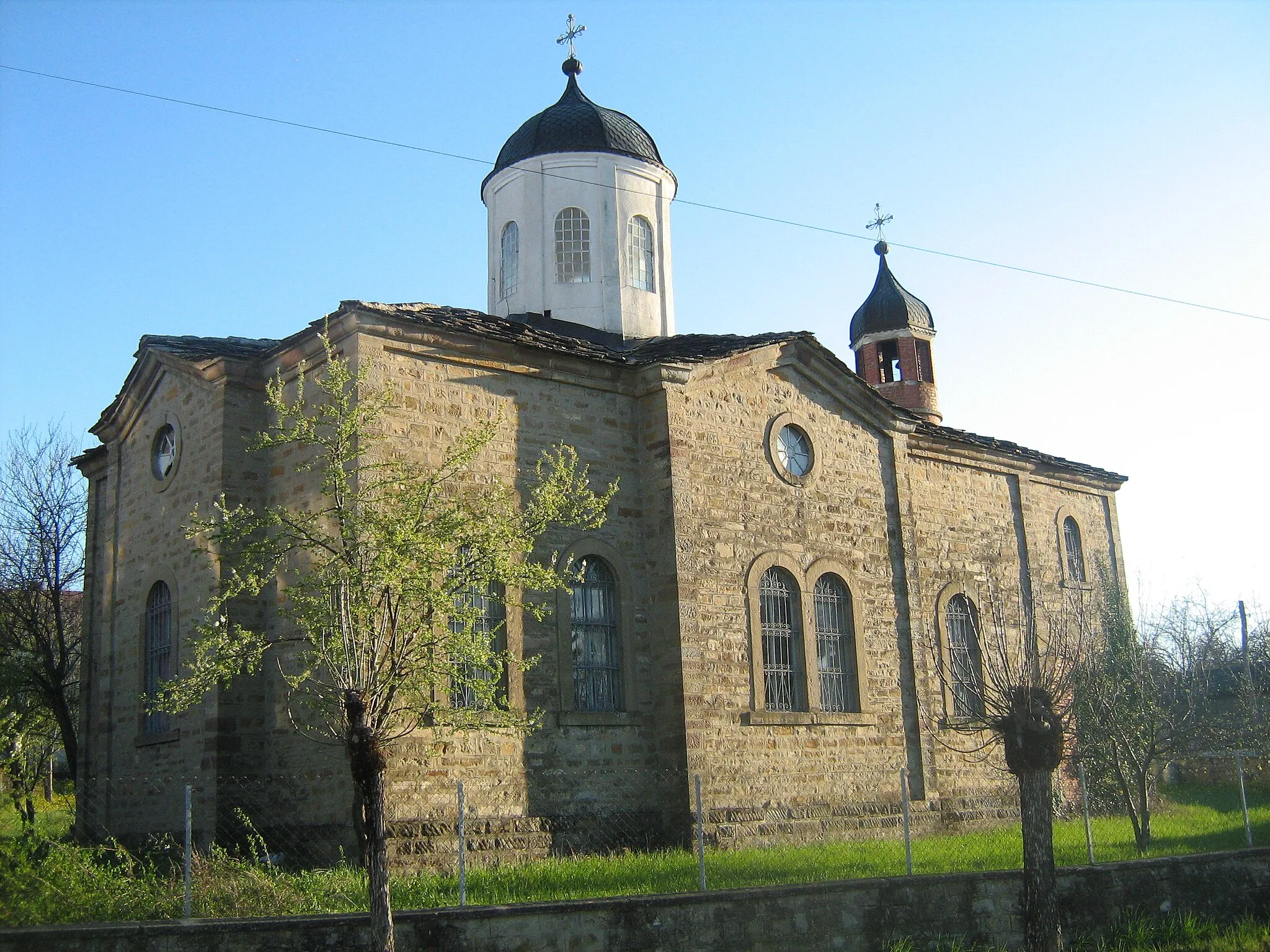 Photo showing: село Буря - Църква