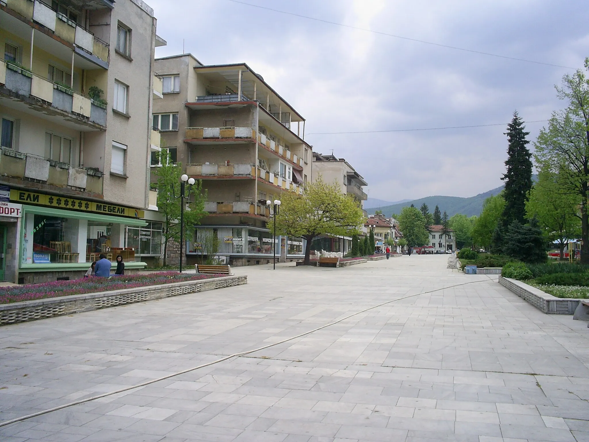 Photo showing: Central part of Berkovitsa, Bulgaria