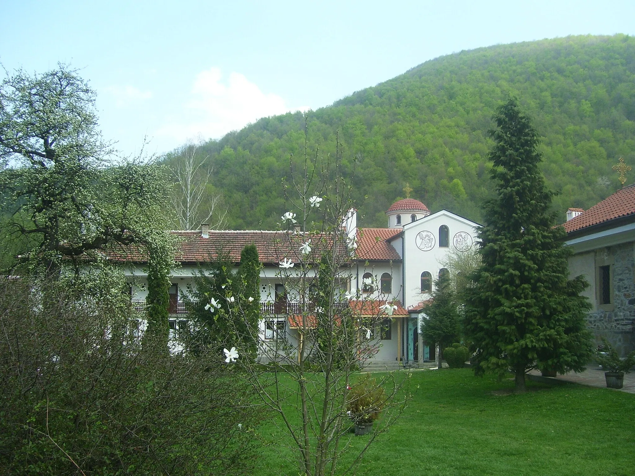 Photo showing: Vrachesh monastery, Bulgaria.