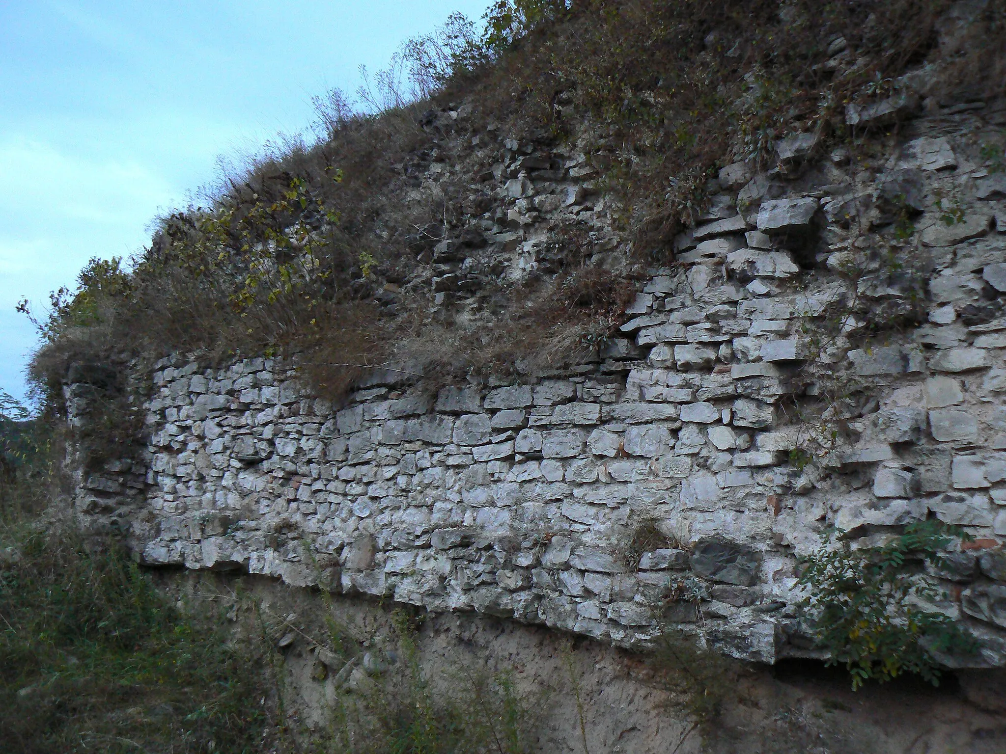 Photo showing: The fortress of Mezdra, Bulgaria