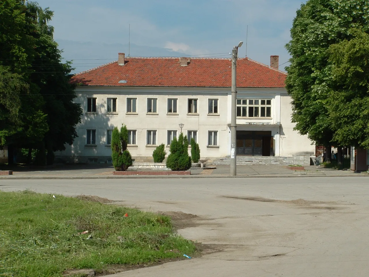 Photo showing: Читалището, село Дебнево