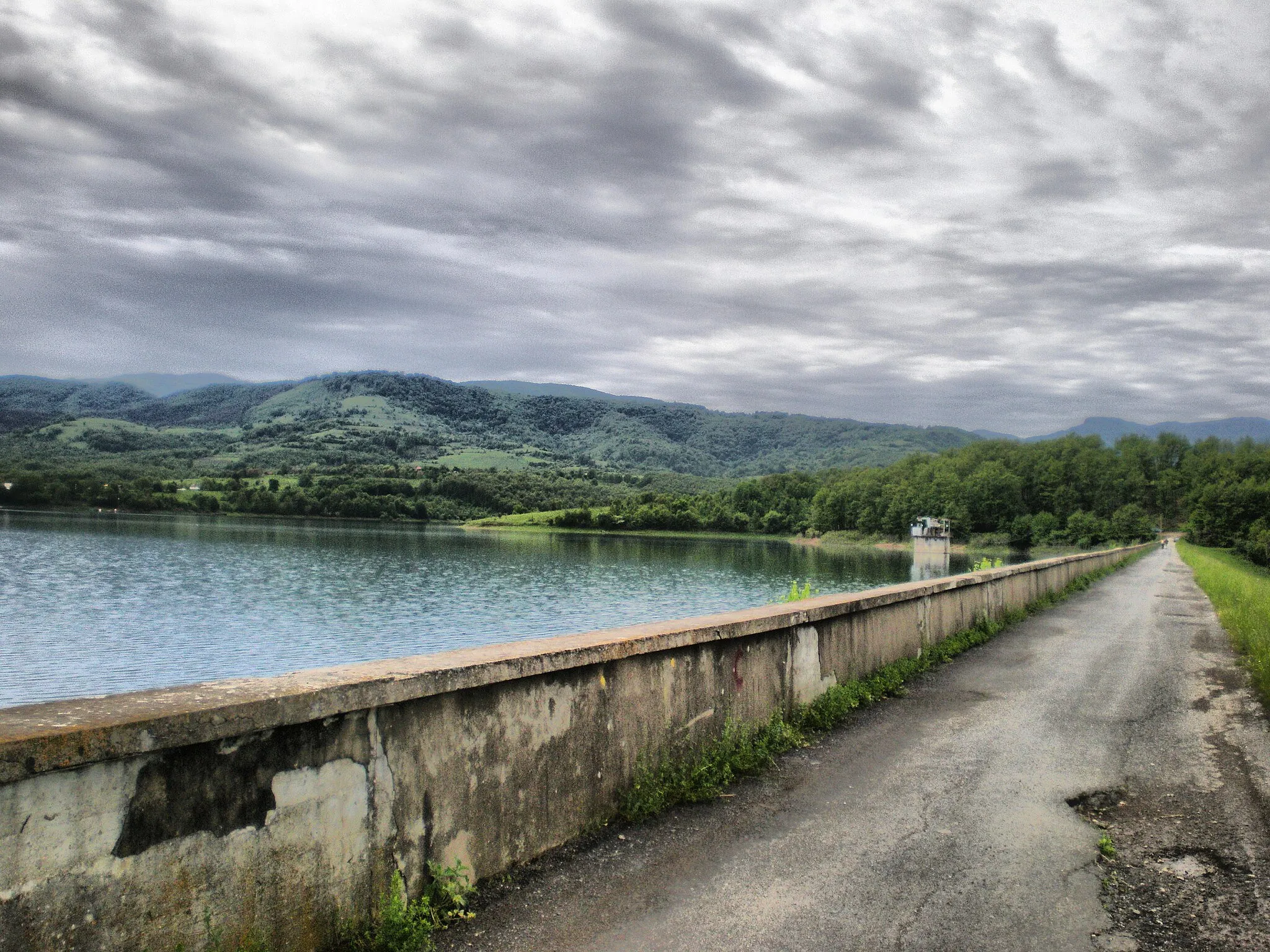 Photo showing: Sopot dam