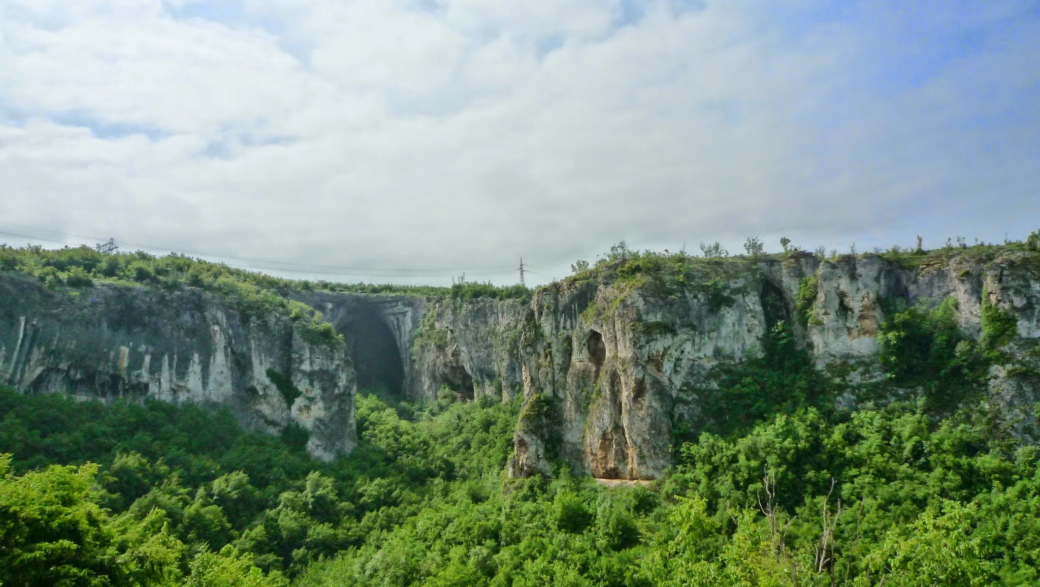 Photo showing: пещера Проходна,Карлуково