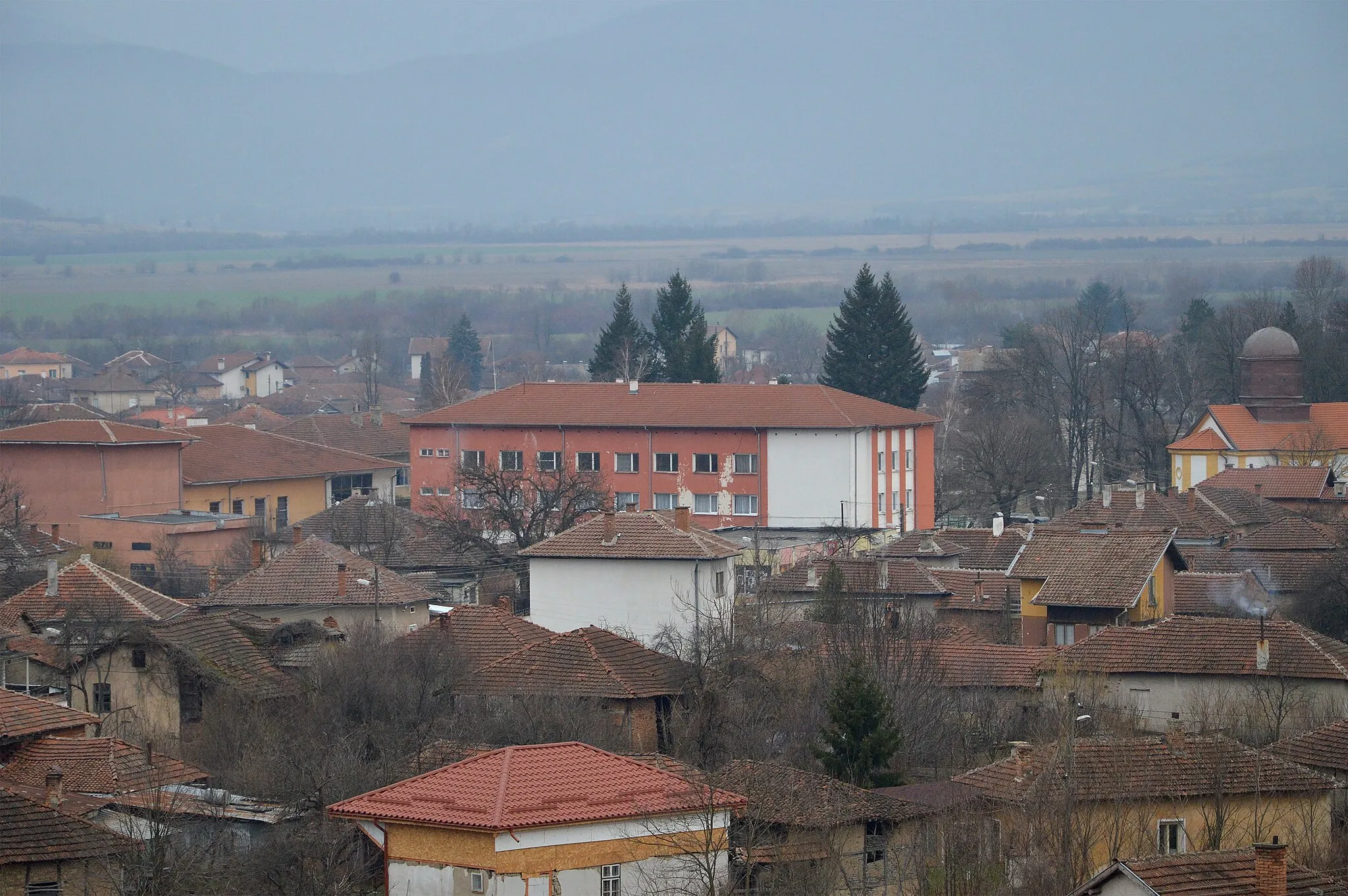 Photo showing: The townhall of Novachene, Sofia District, Bulgaria. Shot from a hill near the village.