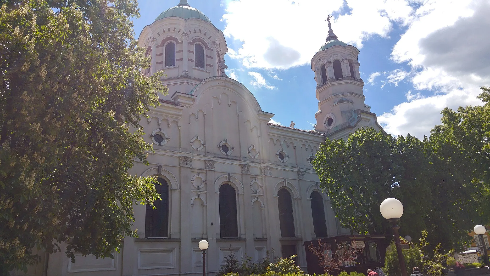 Photo showing: Sveti Nikolay Chudotvorets church in Stara Zagora, Bulgaria