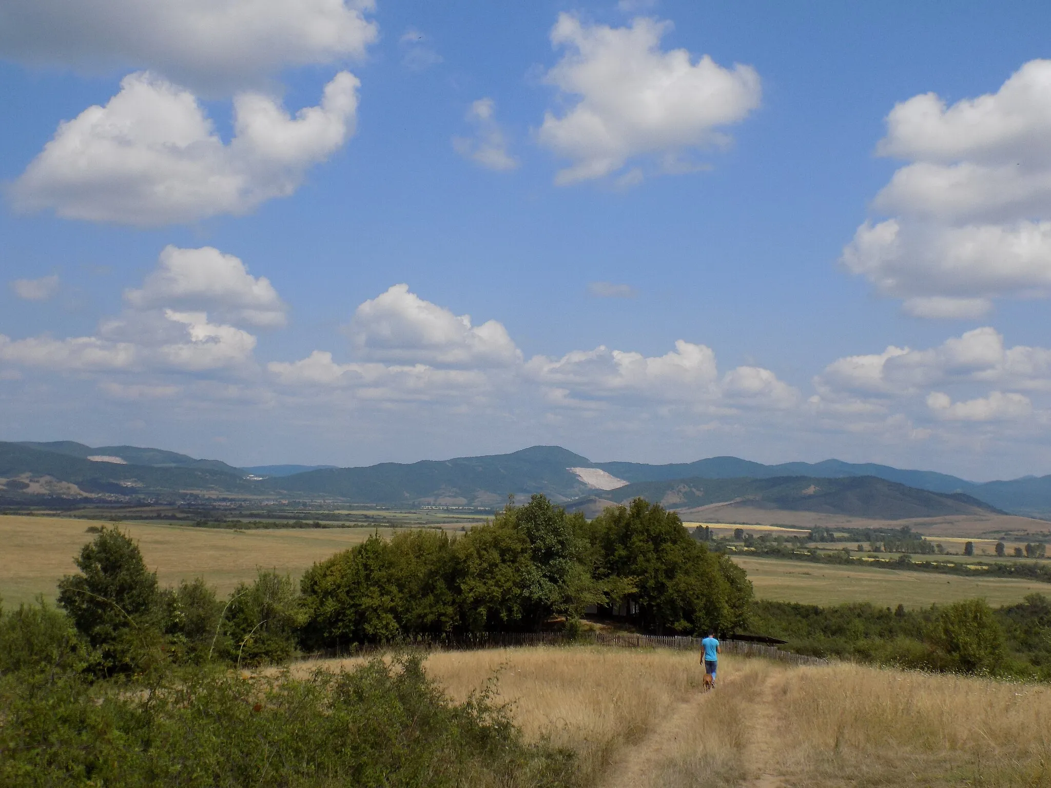 Photo showing: This photo/audio/video was uploaded during the creation of the first wikitown in Bulgaria – WikiBotevgrad. All files are uploaded by their authors or their permission. The cooperation is between Wikimedians of Bulgaria User Group, Municipality Botevgrad, Historical Museum - Botevgrad and Ivan Vazov Library in Botevgrad.